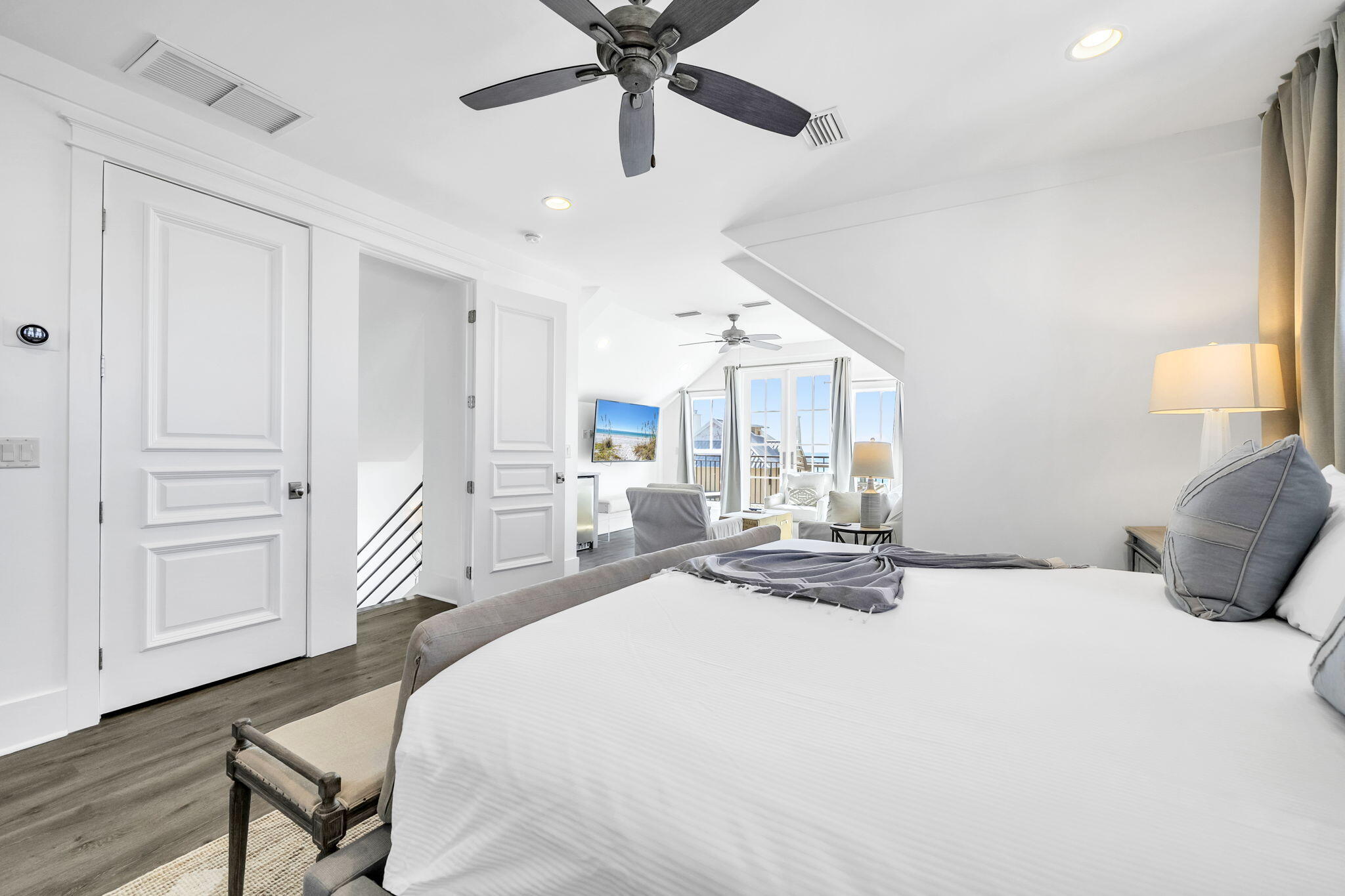 6 Hotz Avenue