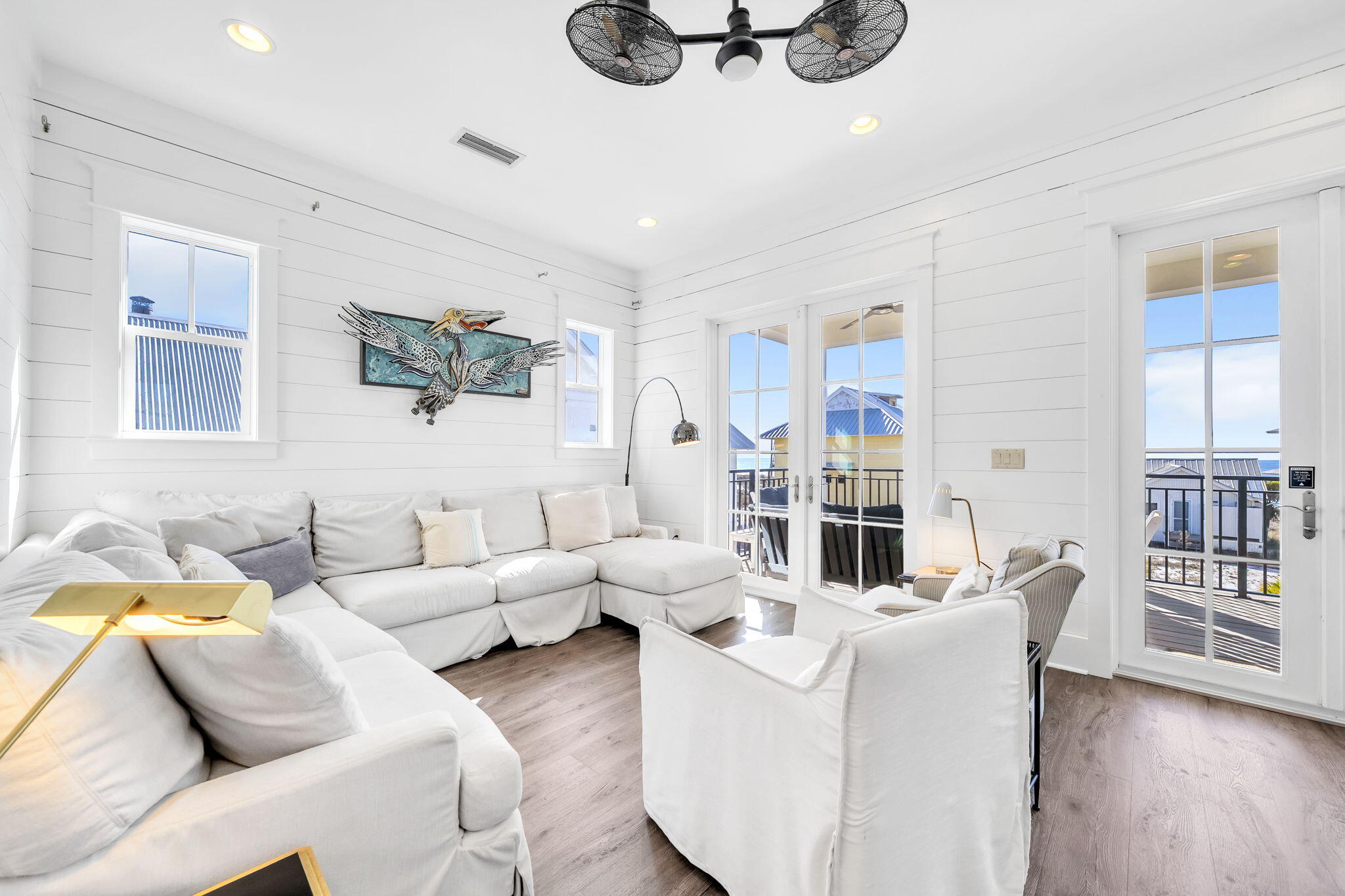 6 Hotz Avenue