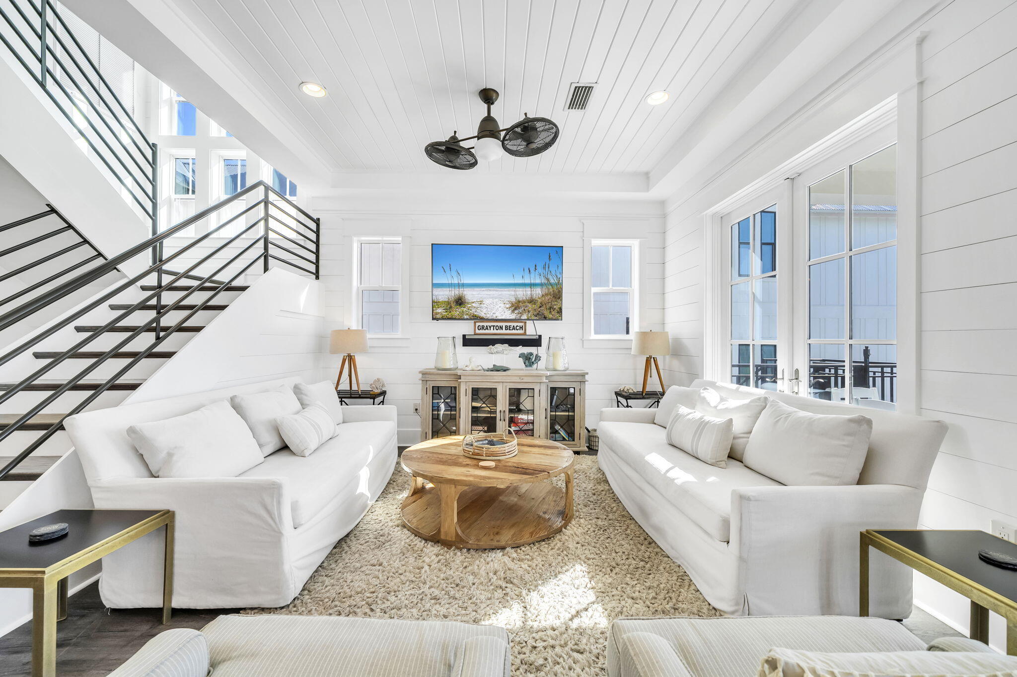 6 Hotz Avenue