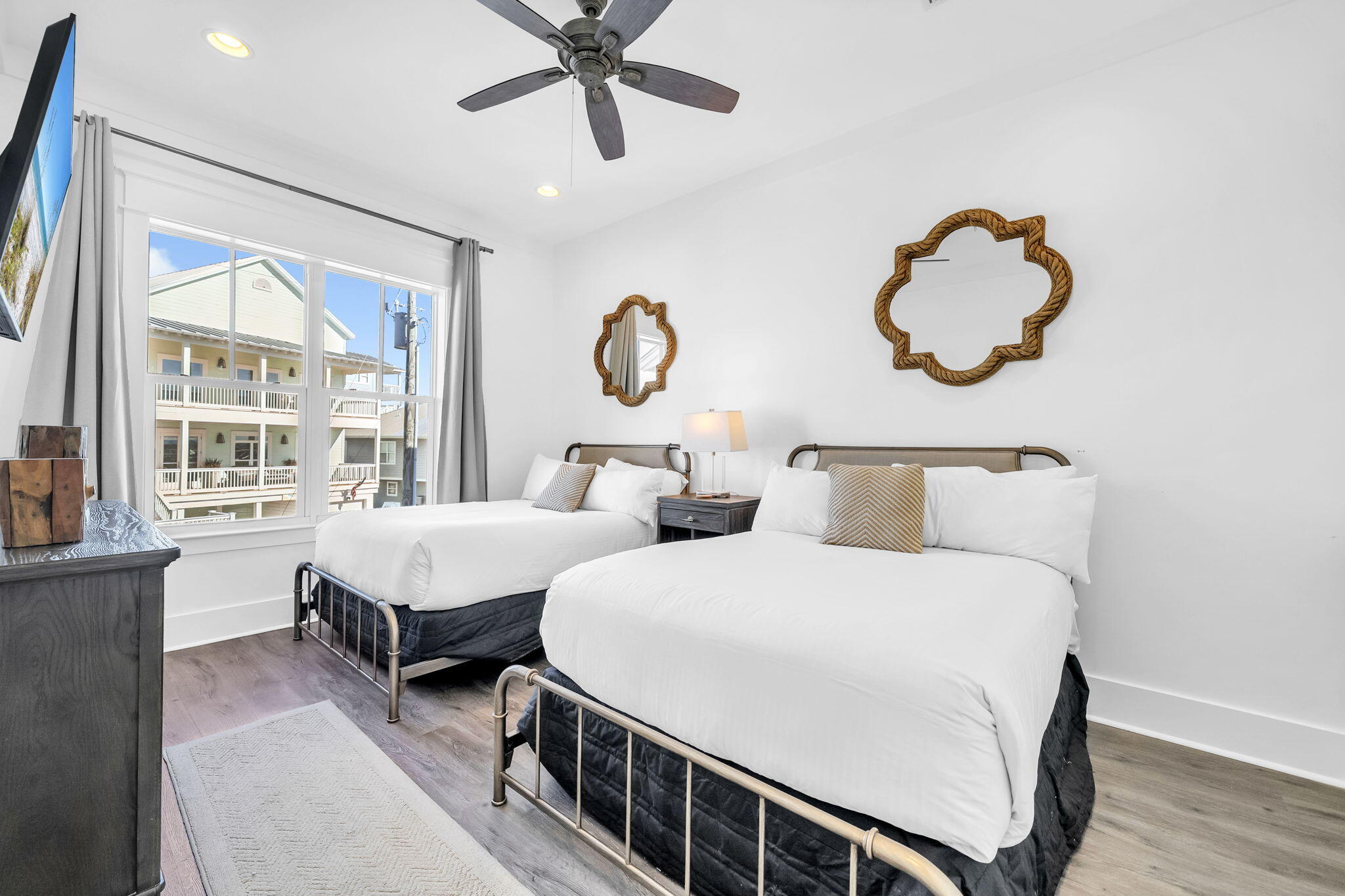 6 Hotz Avenue