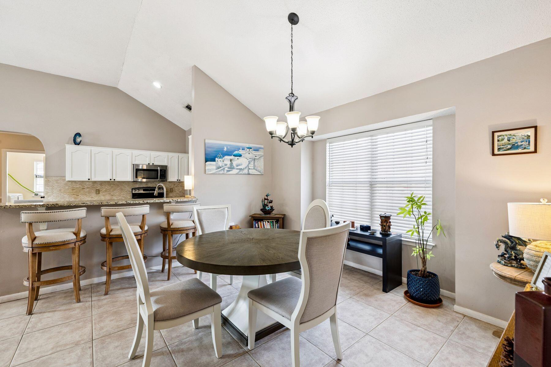 709 Vintage Court