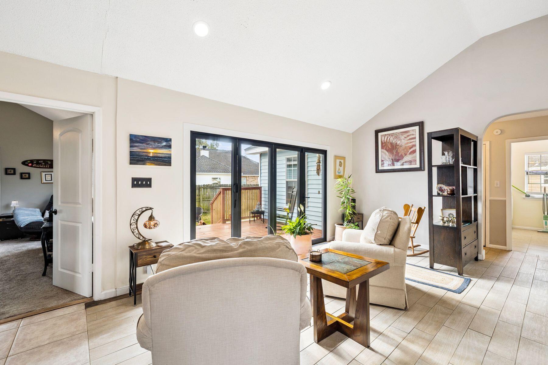 709 Vintage Court