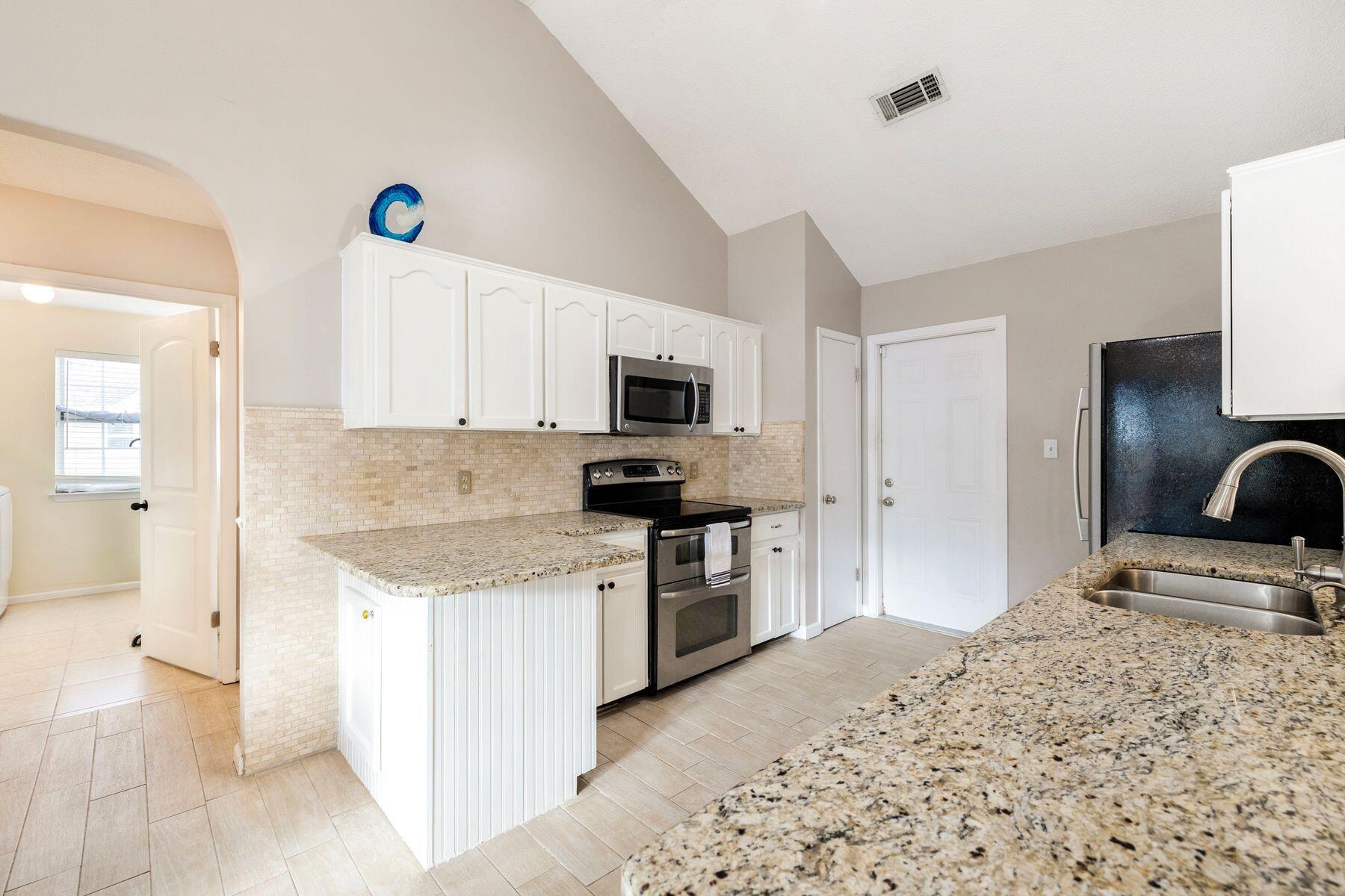 709 Vintage Court