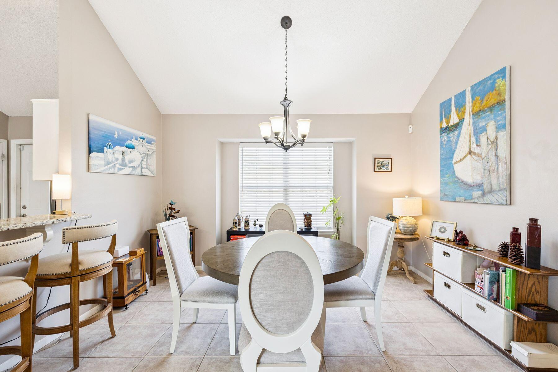 709 Vintage Court