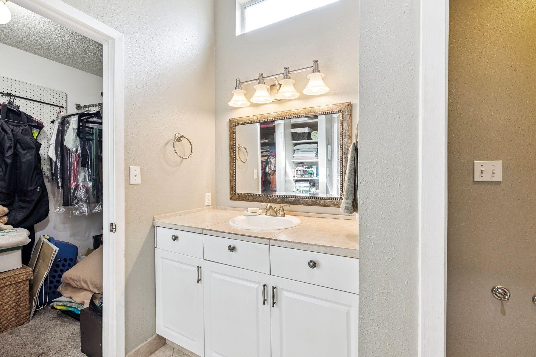 709 Vintage Court