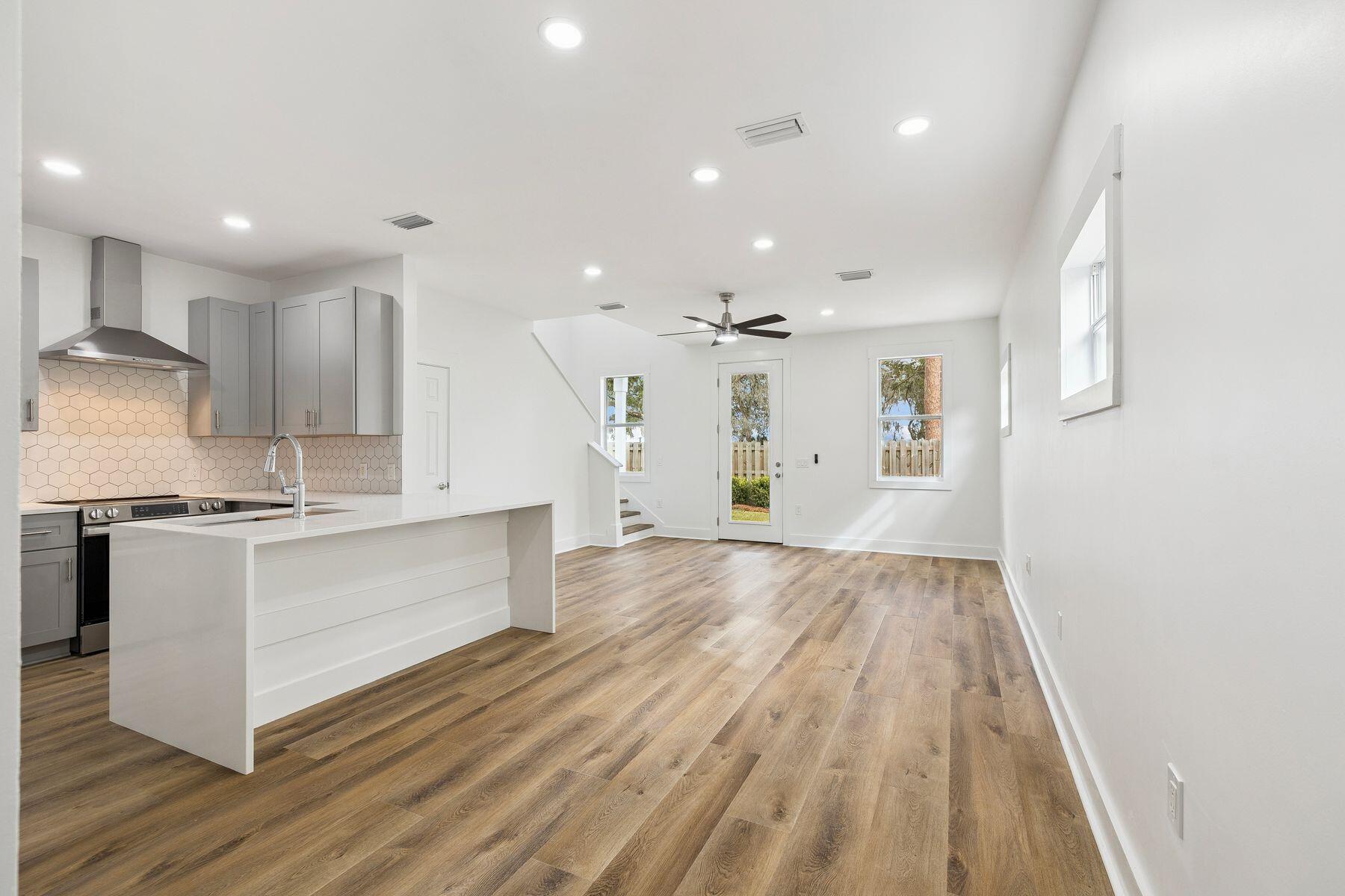 48 Pine Tree Way