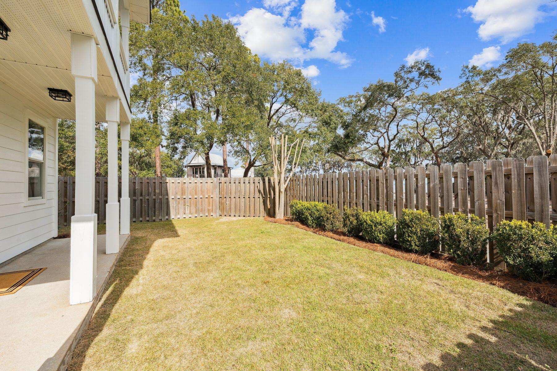 48 Pine Tree Way