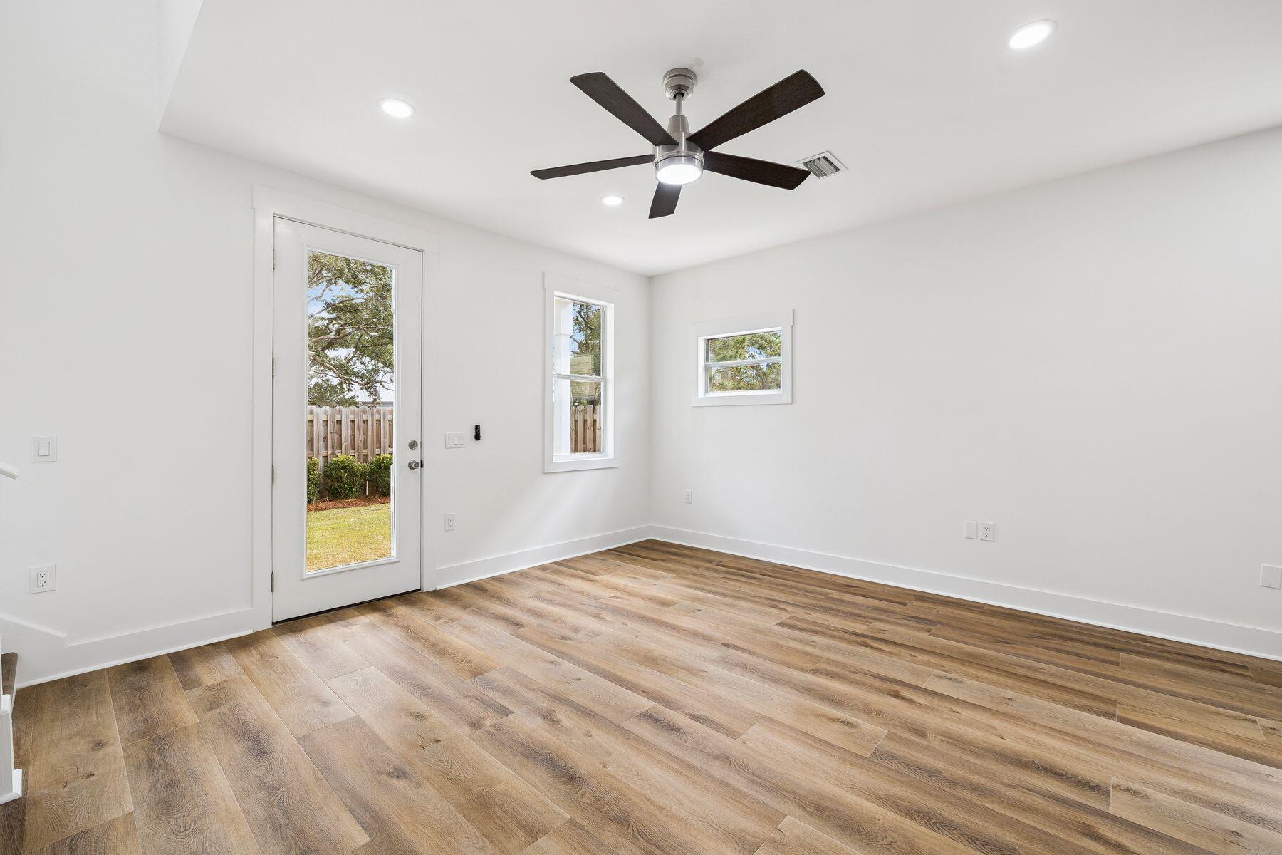 48 Pine Tree Way