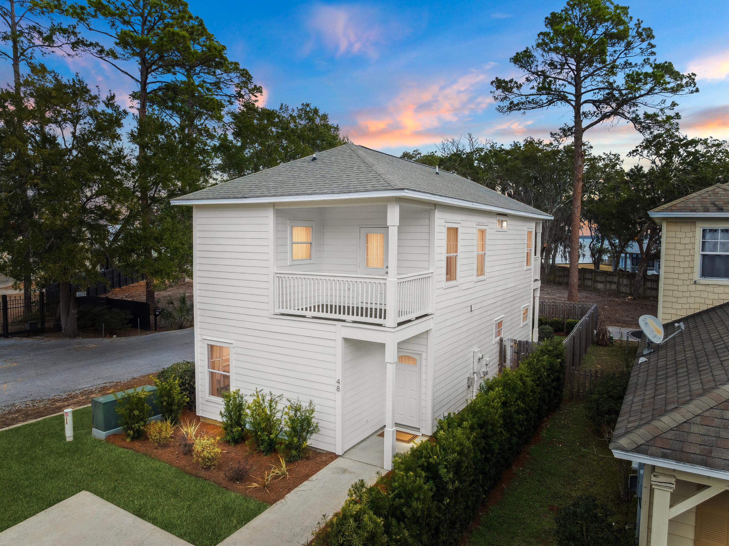 48 Pine Tree Way