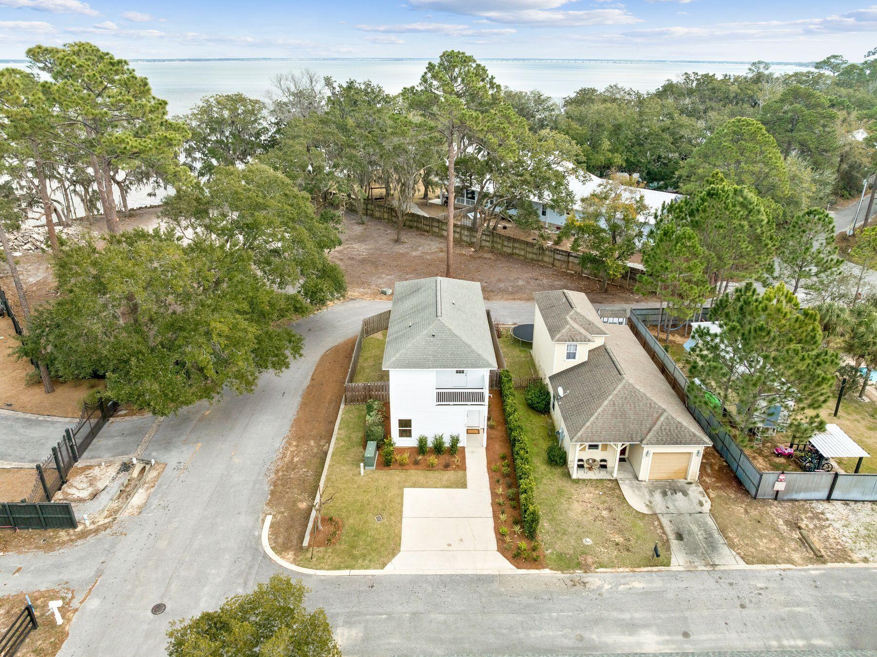 48 Pine Tree Way