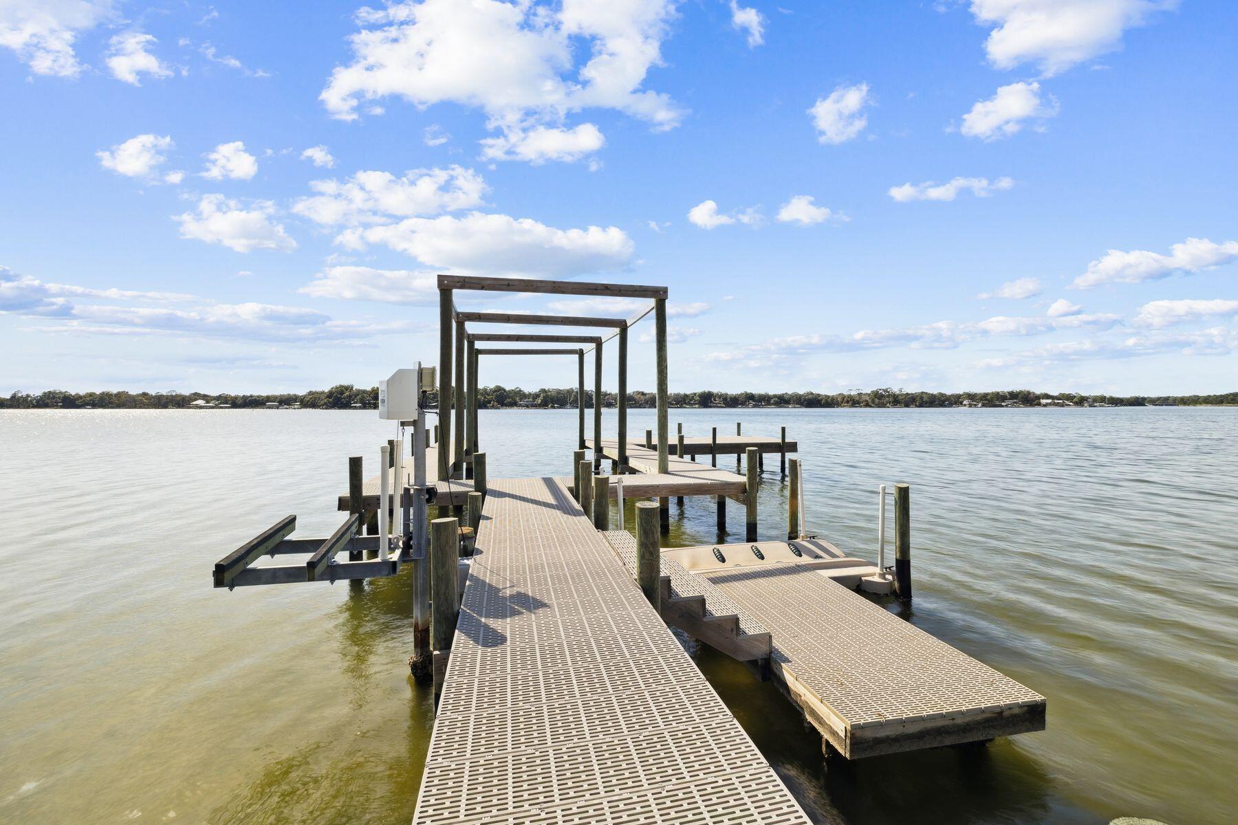 1435 Bayshore Drive