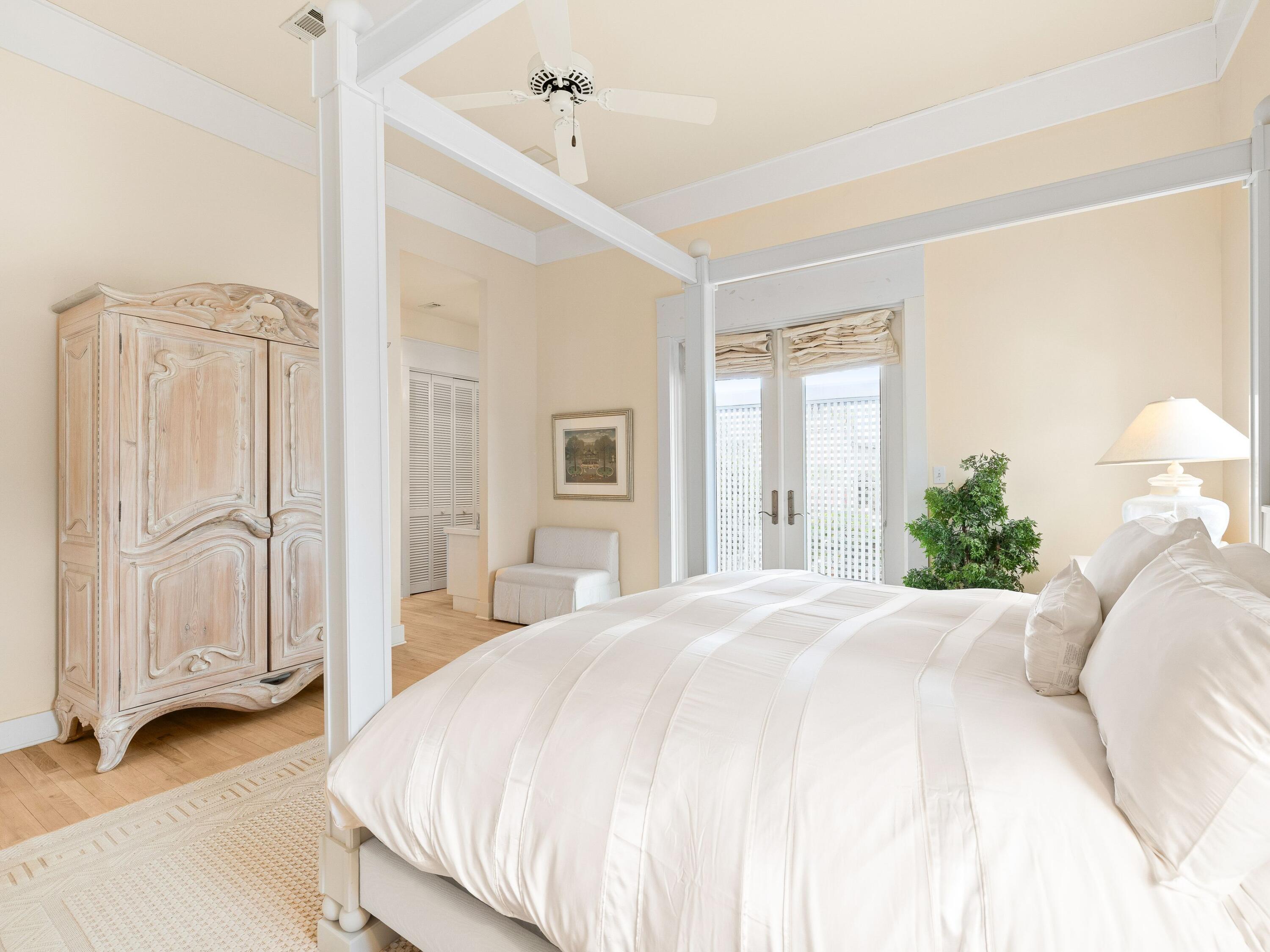338 Rue Caribe