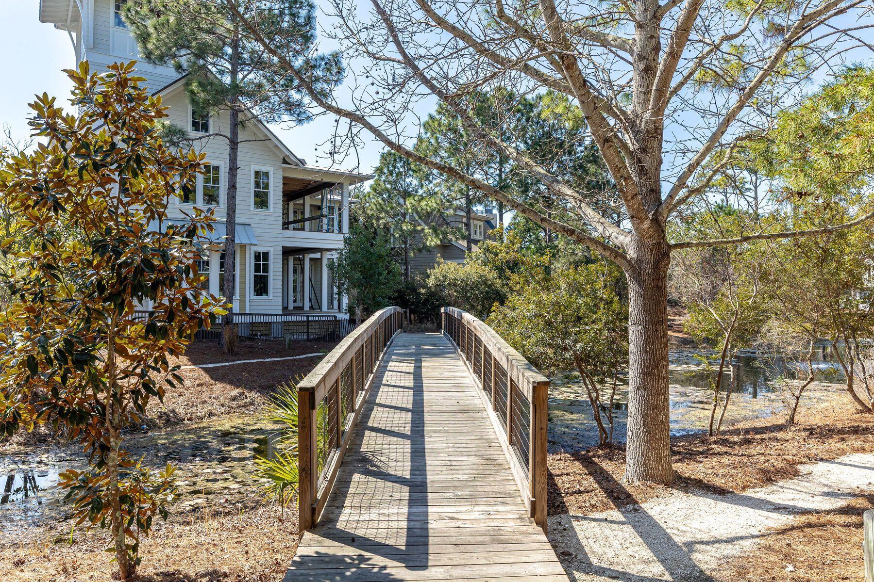 50 E Yacht Pond Lane