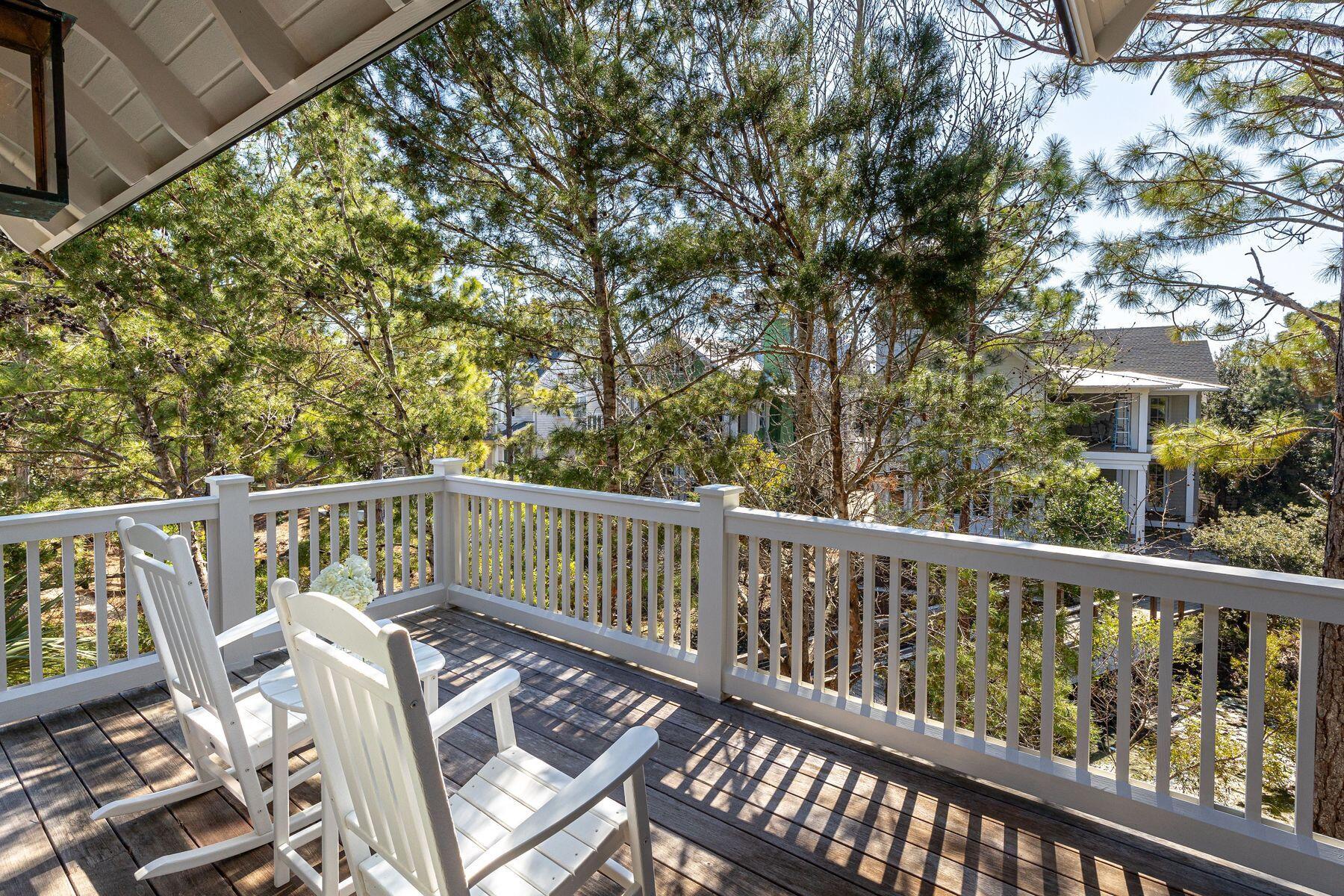 50 E Yacht Pond Lane