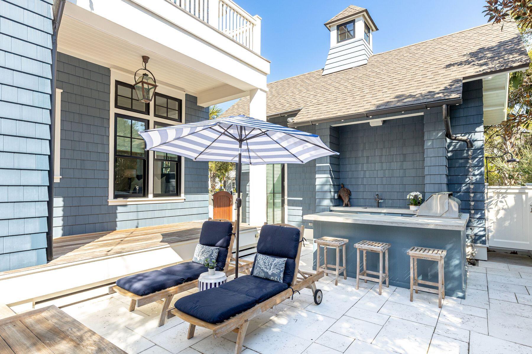 50 E Yacht Pond Lane