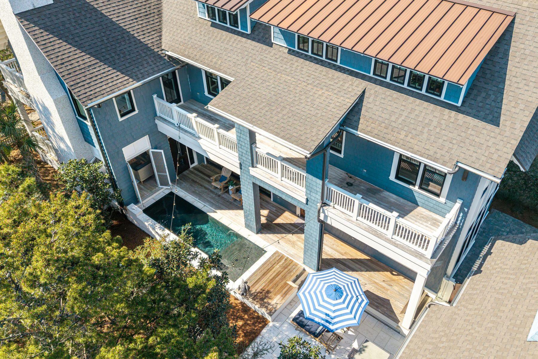 50 E Yacht Pond Lane