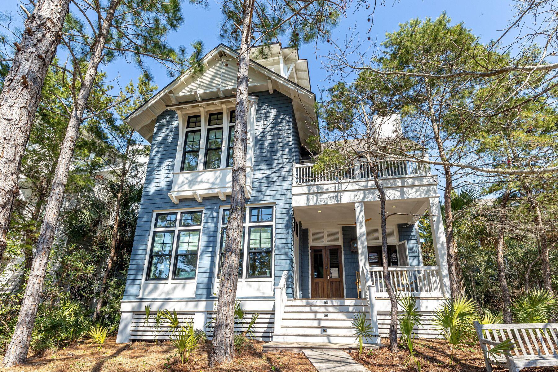 50 E Yacht Pond Lane