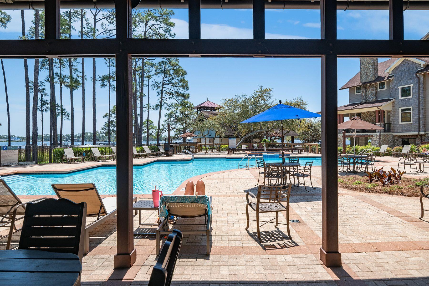 1403 Old Oak Trail