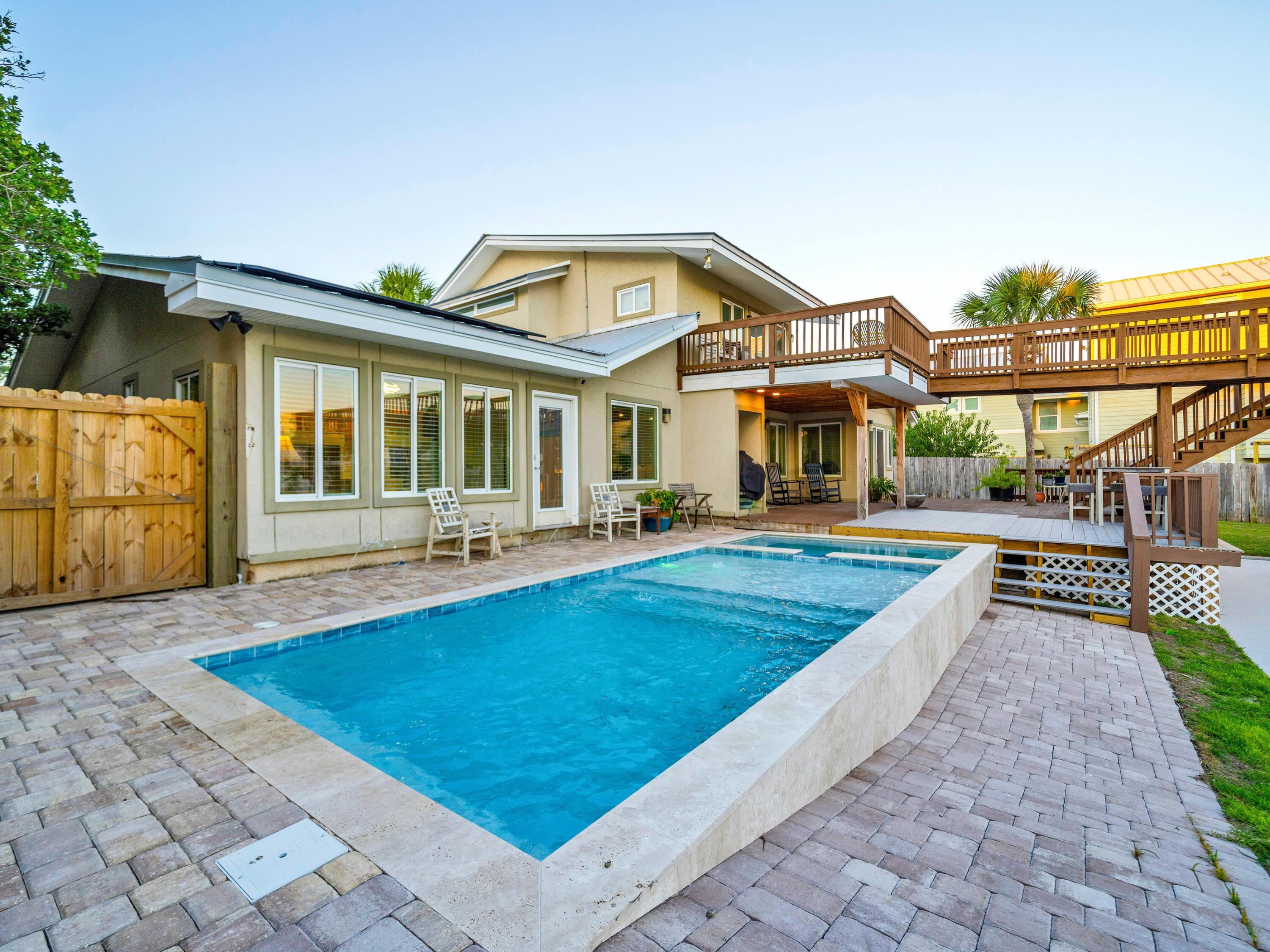 524 Vera Cruz Drive
