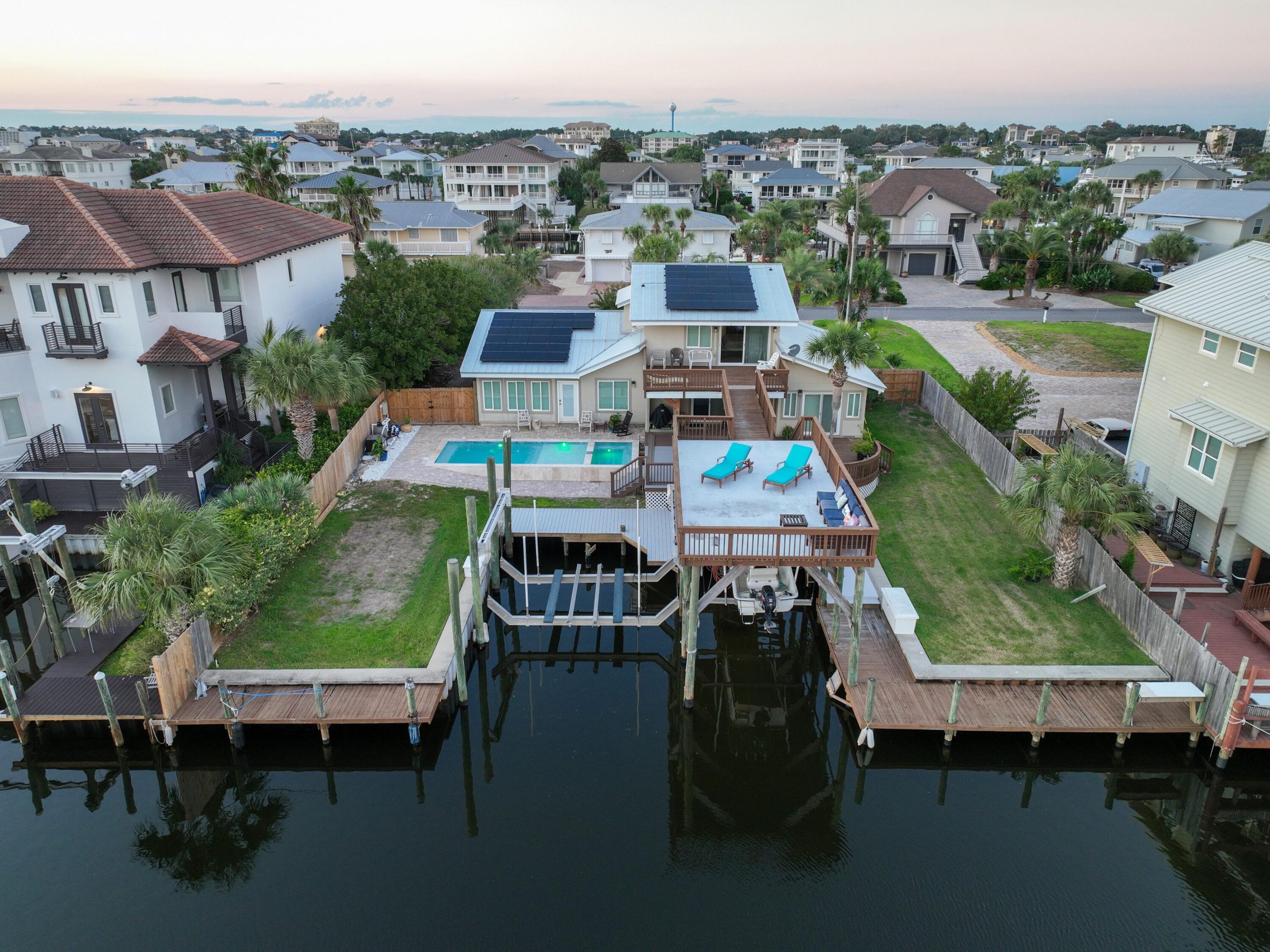 524 Vera Cruz Drive
