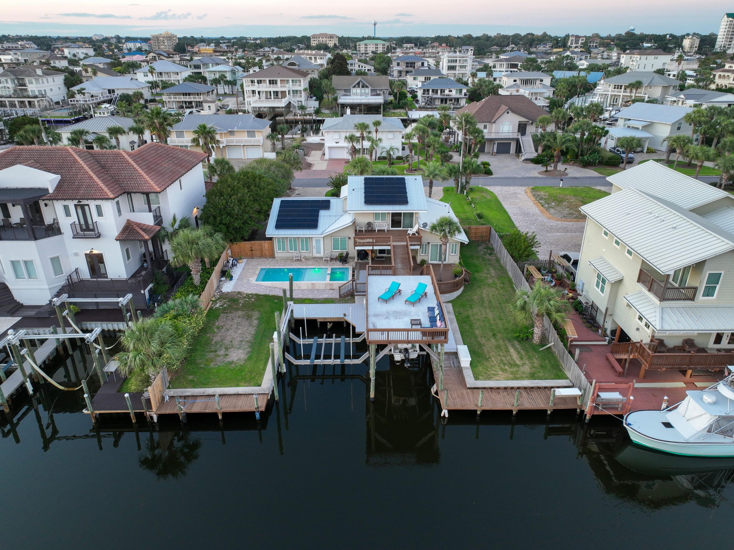 524 Vera Cruz Drive