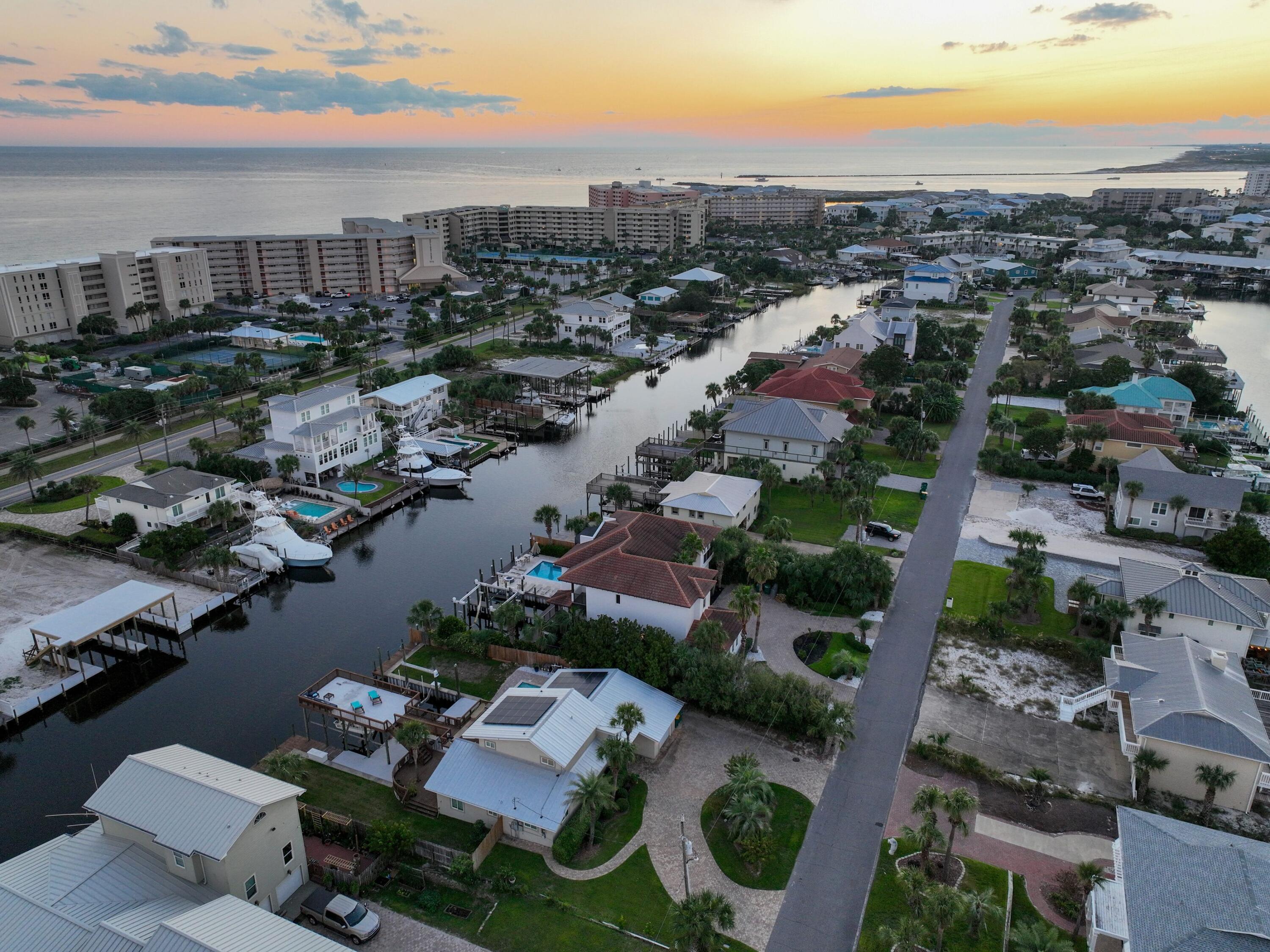 524 Vera Cruz Drive