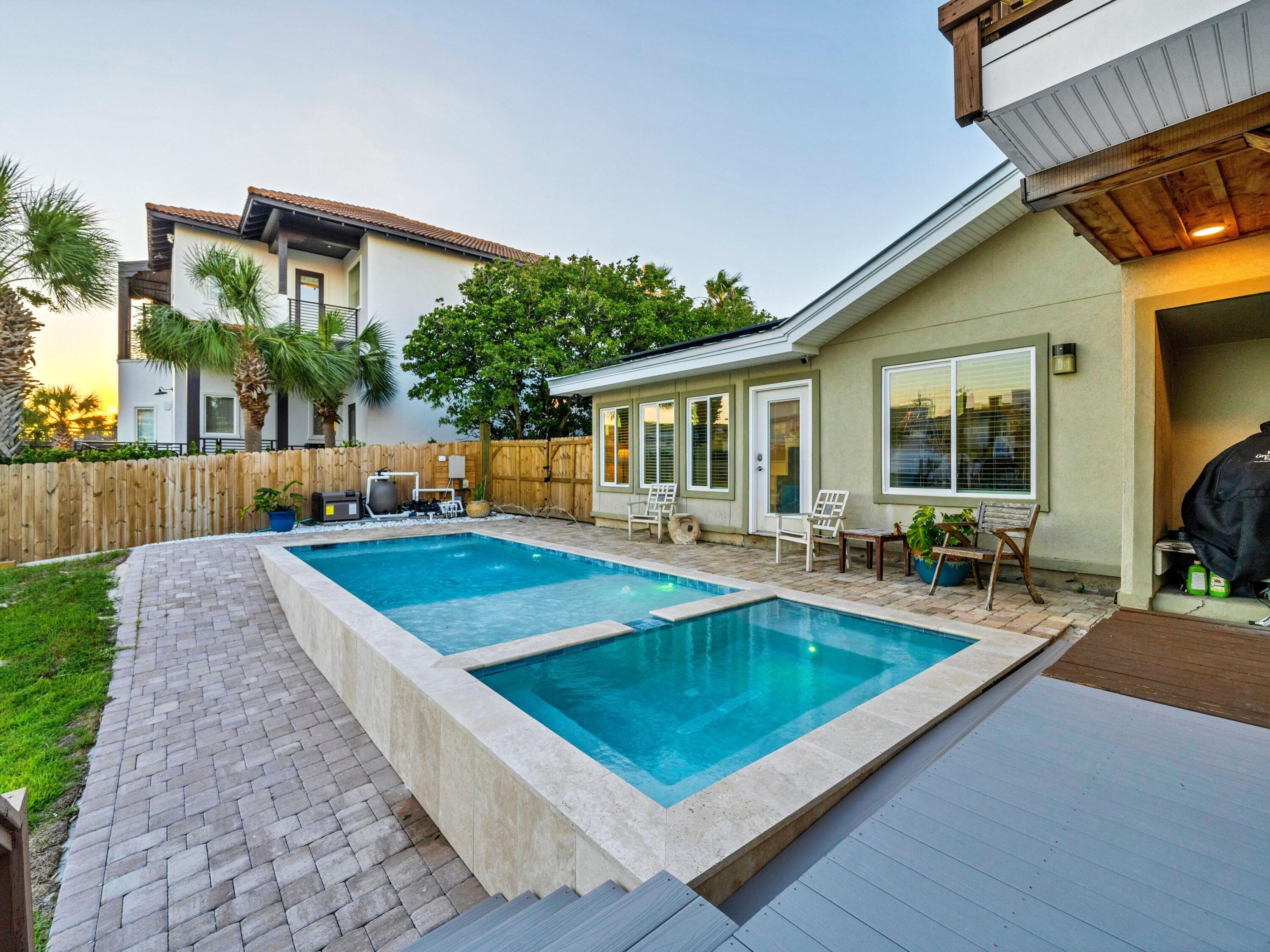 524 Vera Cruz Drive