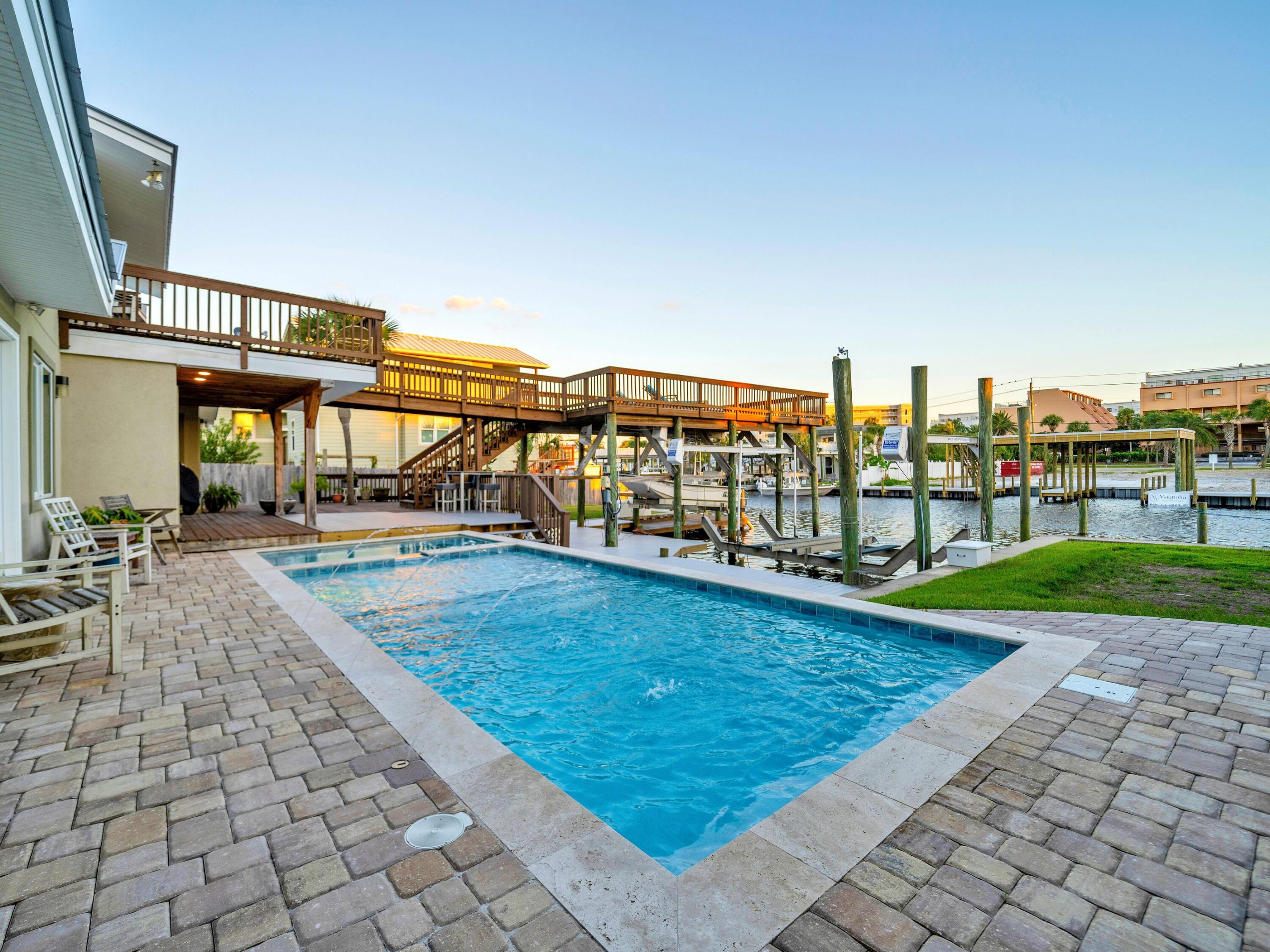 524 Vera Cruz Drive