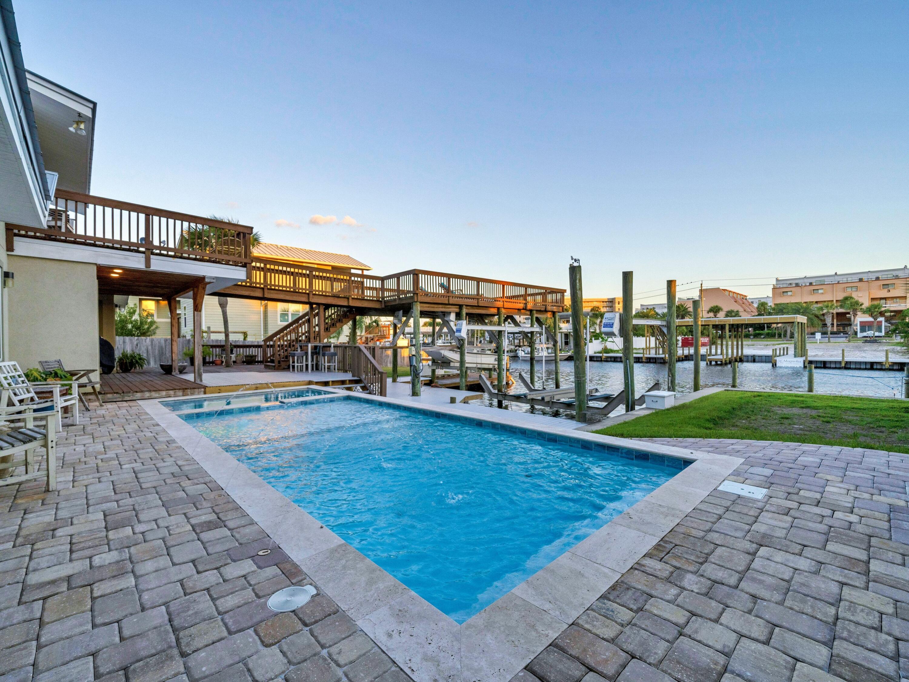 524 Vera Cruz Drive