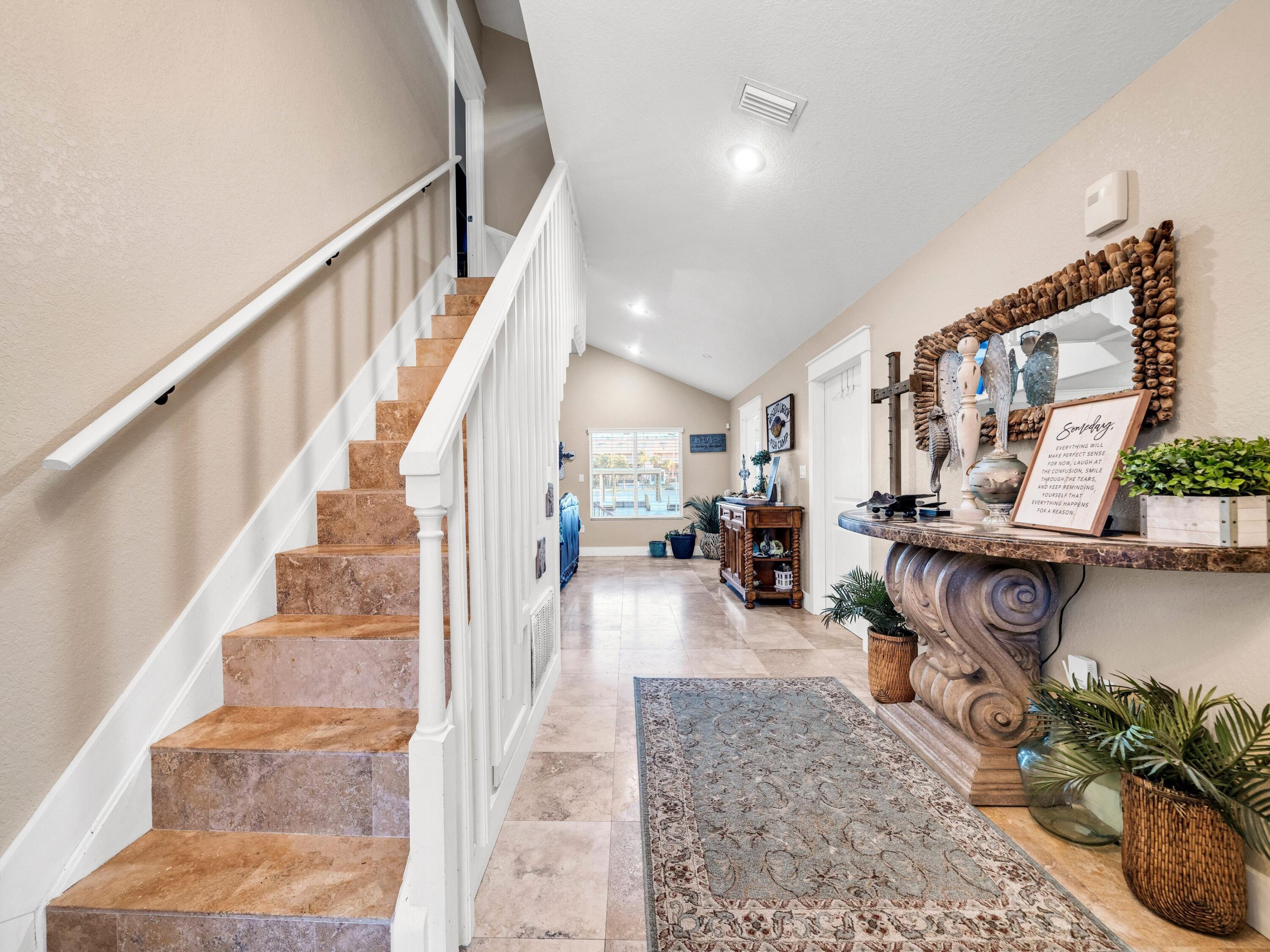524 Vera Cruz Drive