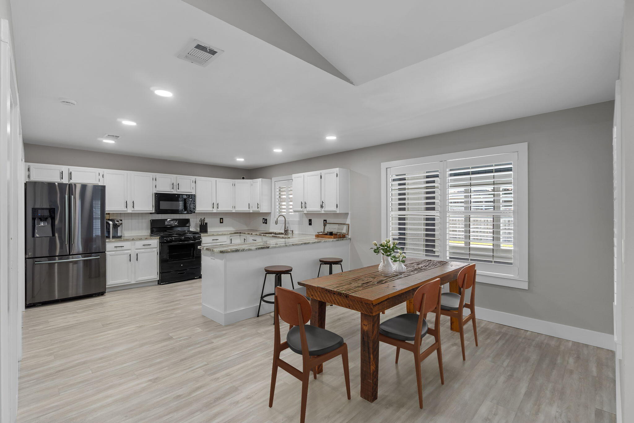 374 S Shore Drive