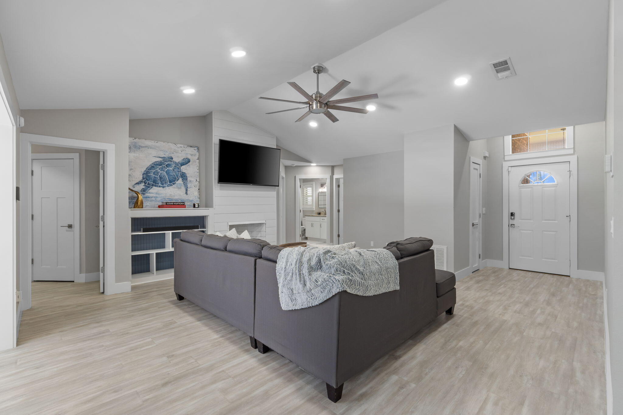 374 S Shore Drive