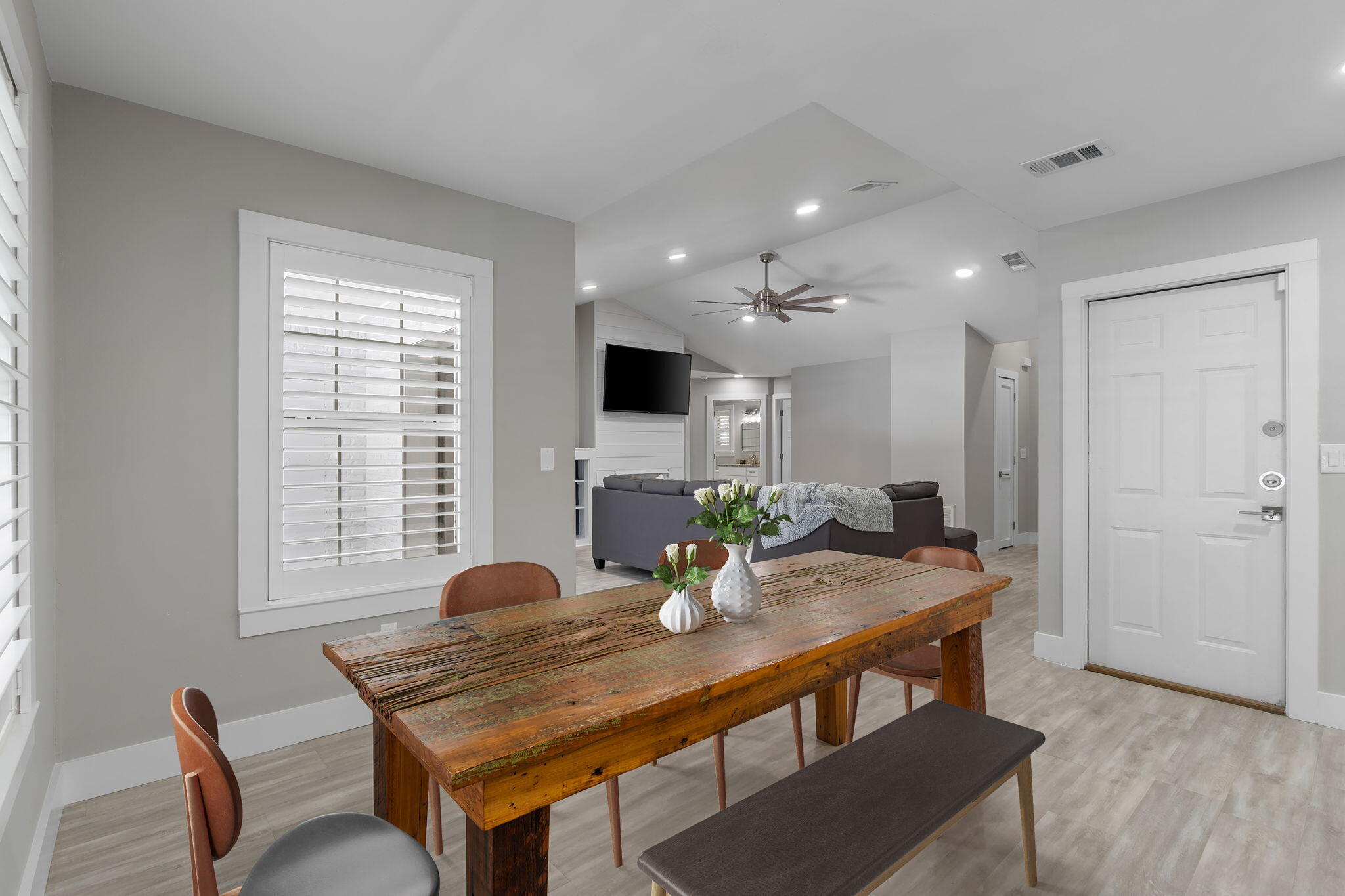 374 S Shore Drive