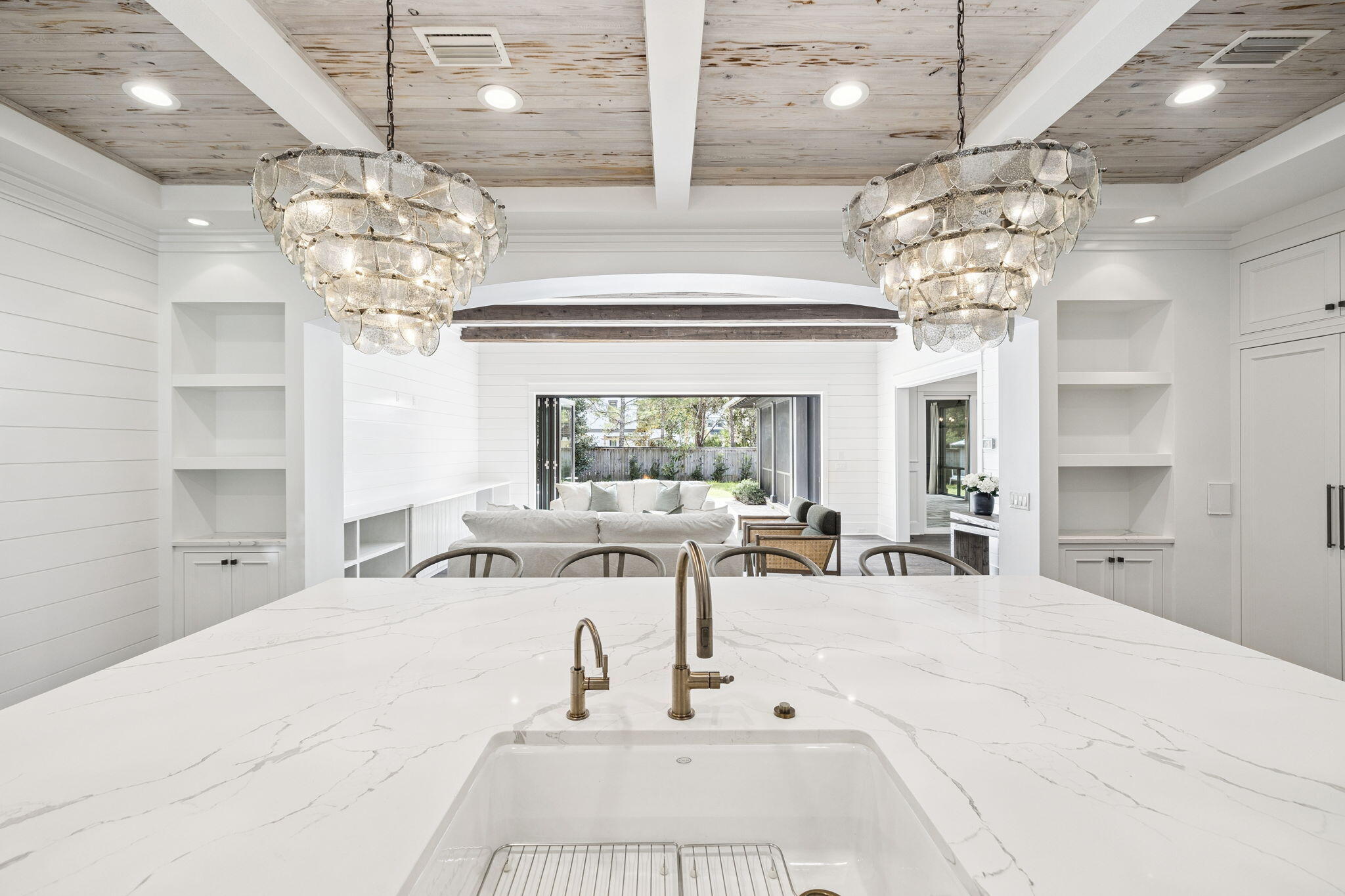 67 Sunset Avenue