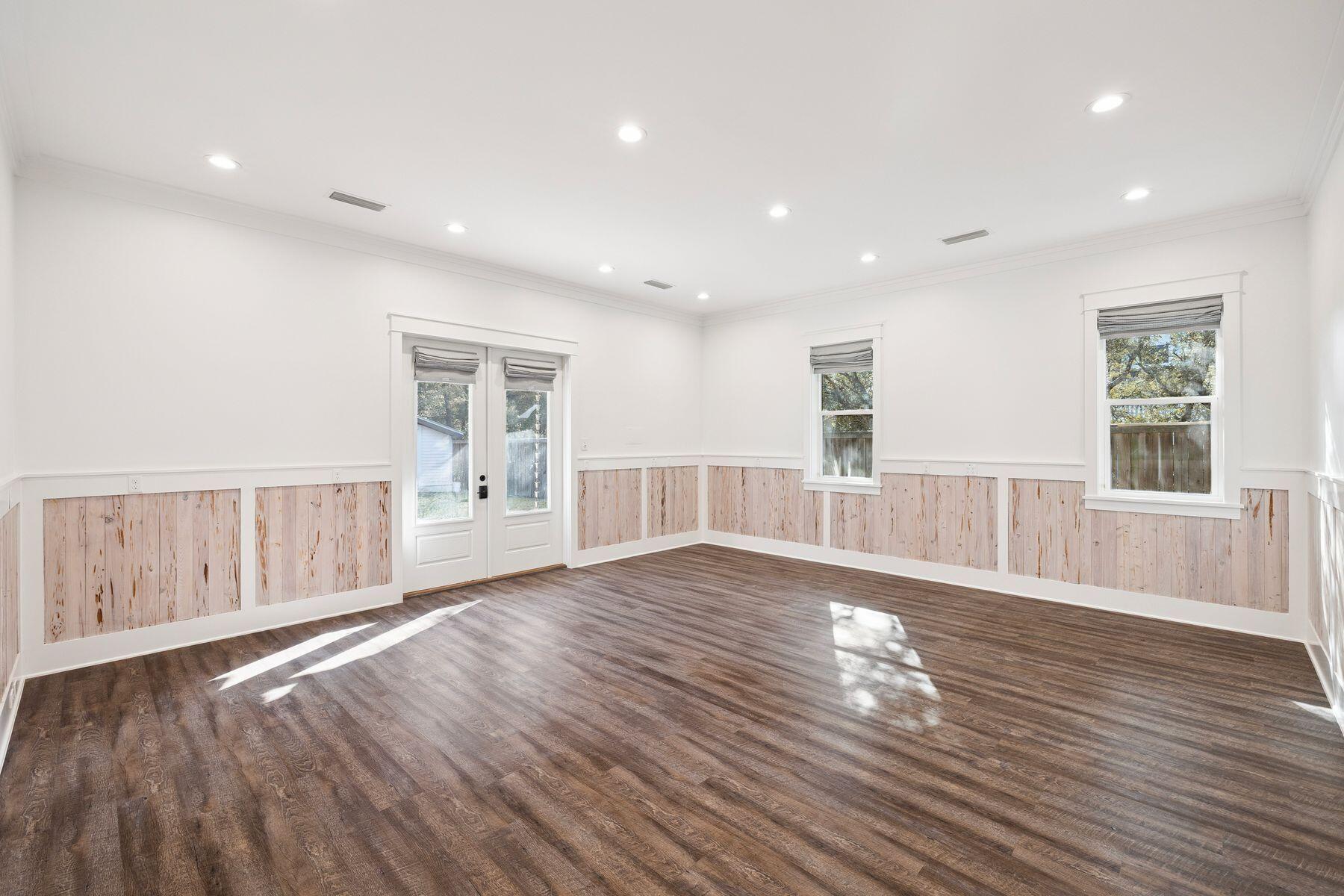 67 Sunset Avenue