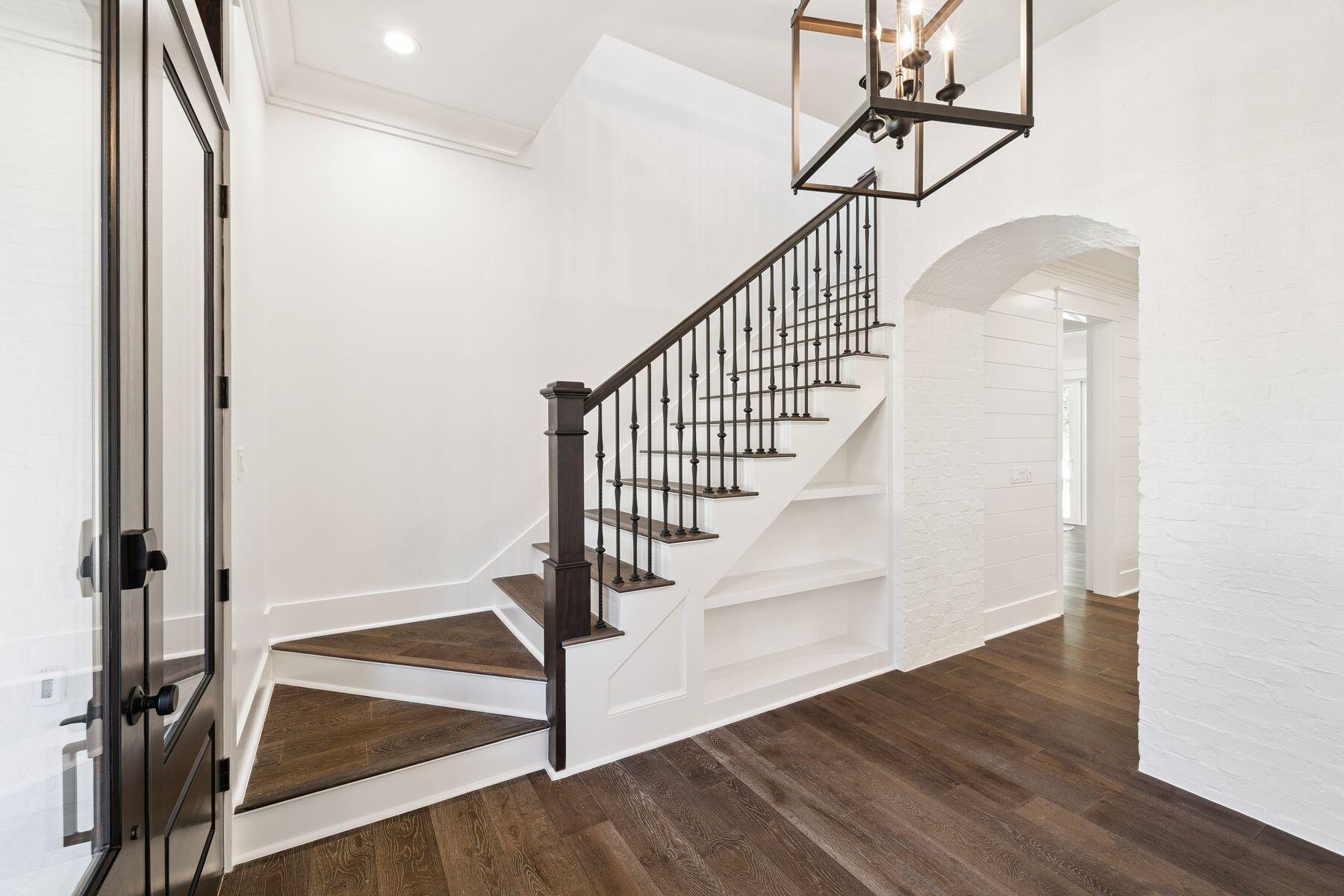67 Sunset Avenue