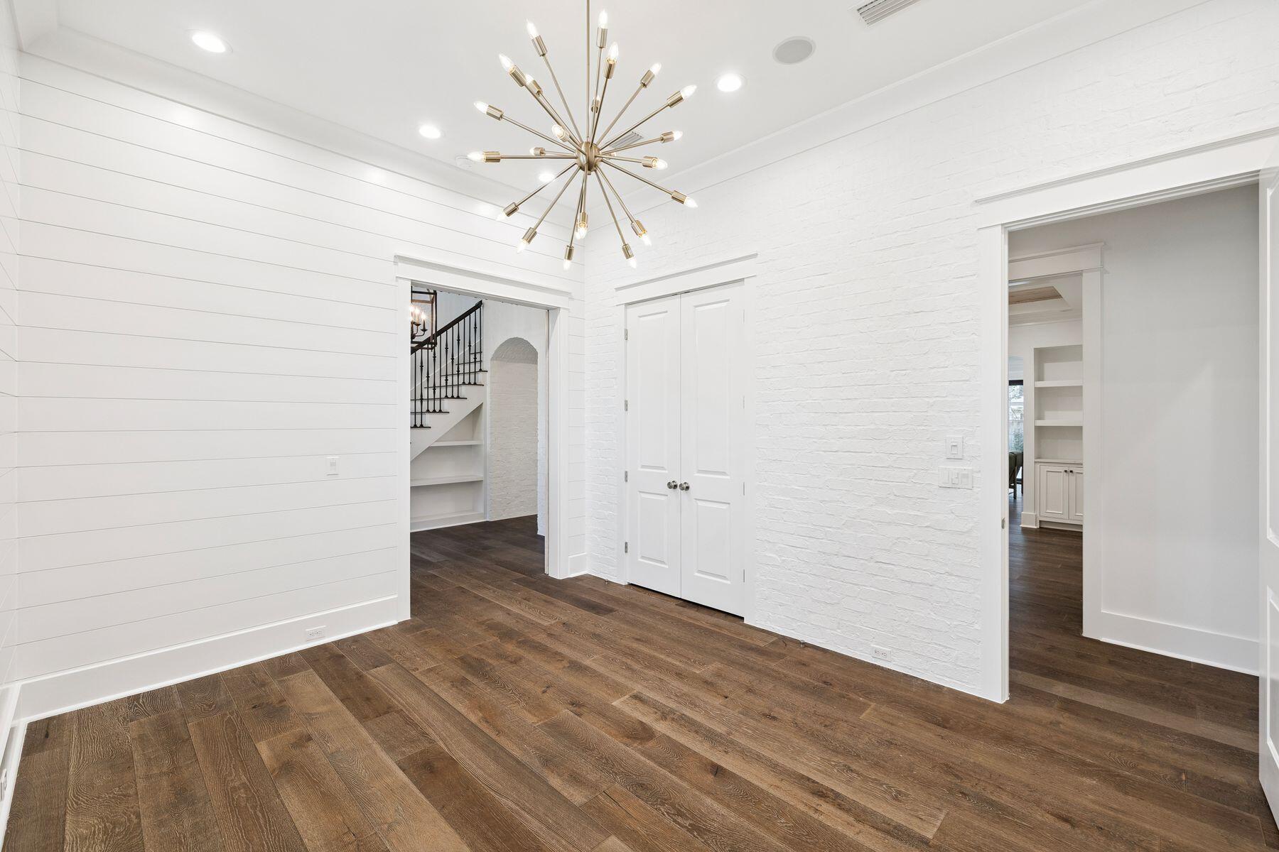 67 Sunset Avenue