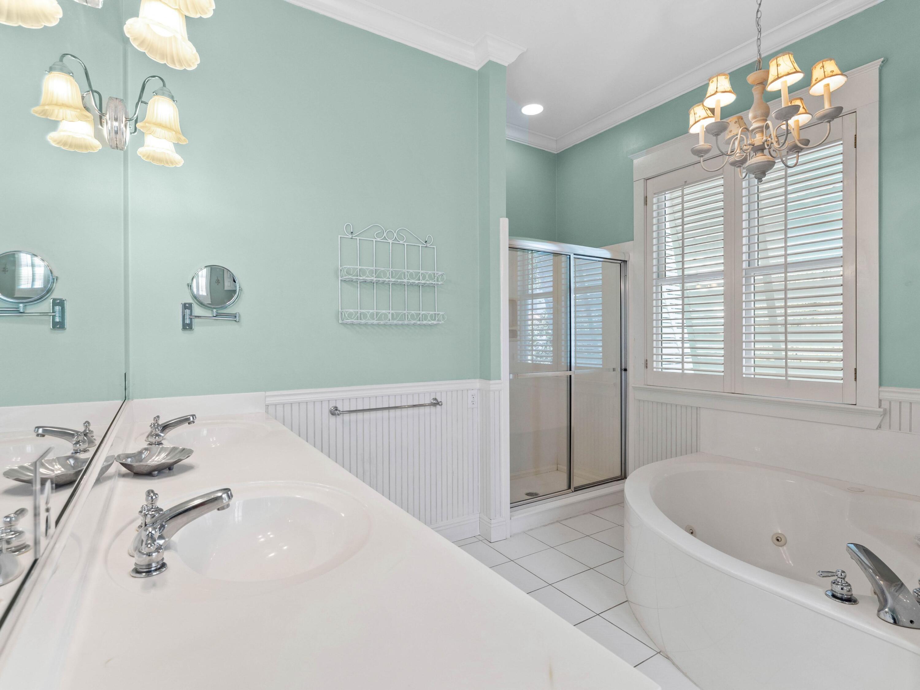233 Rue Martine
