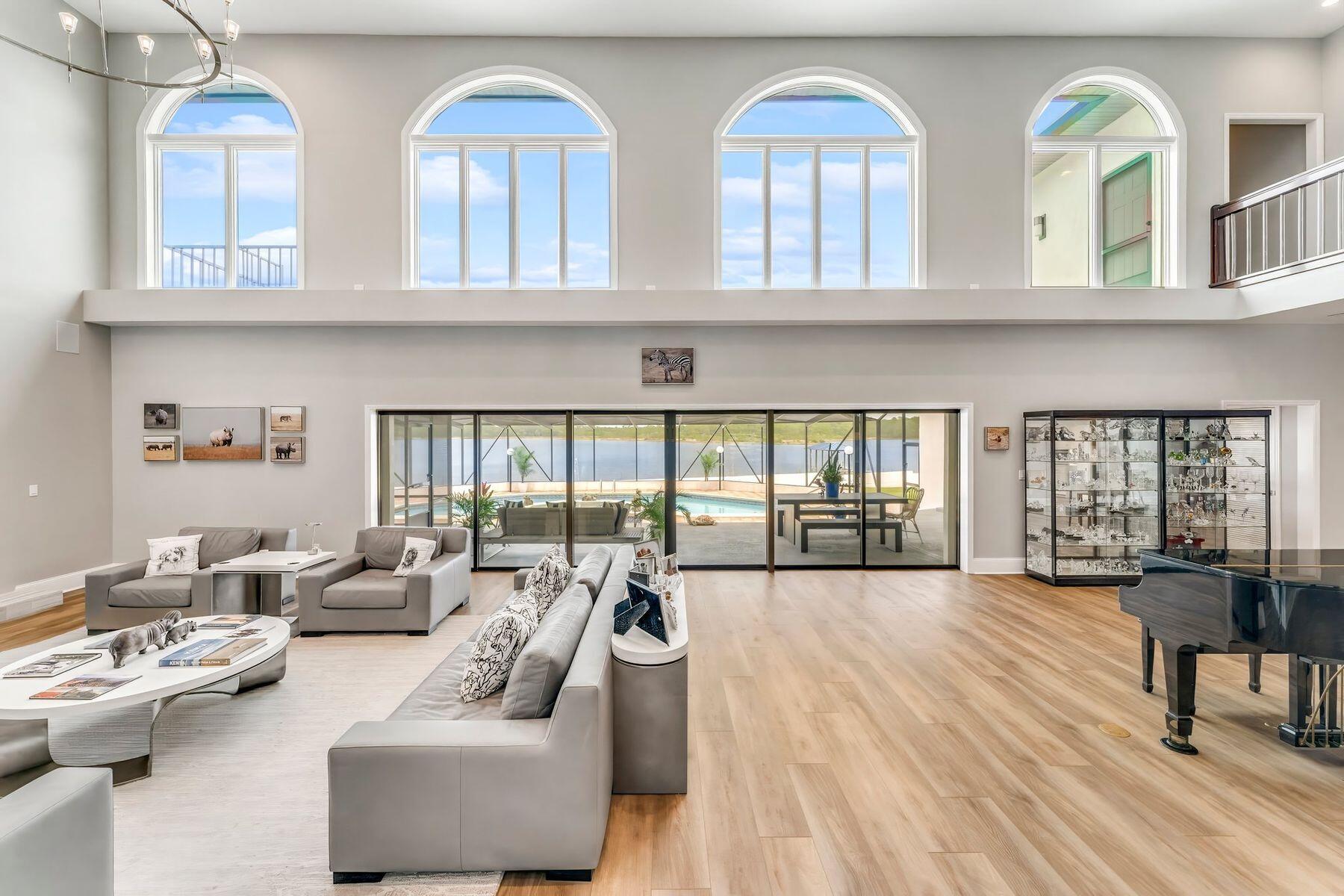 820 Gulf View Drive