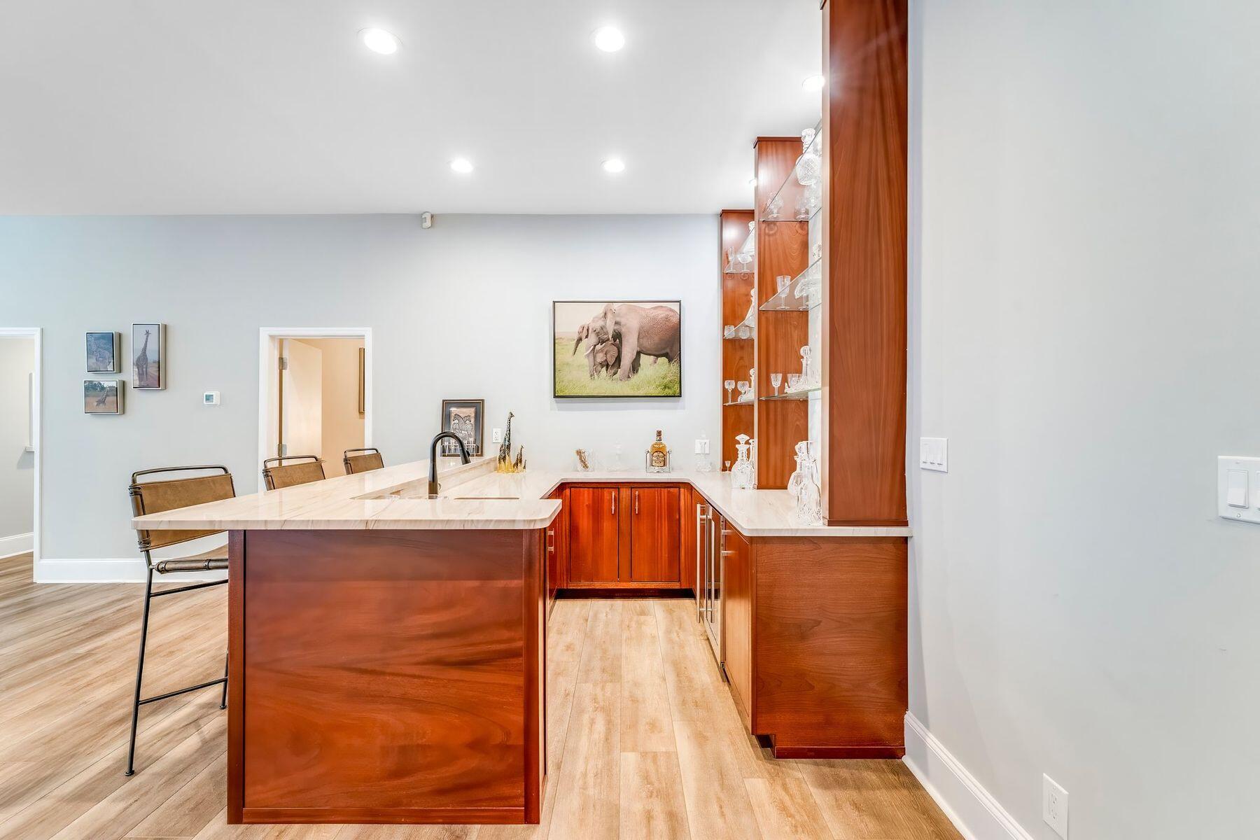 820 Gulf View Drive