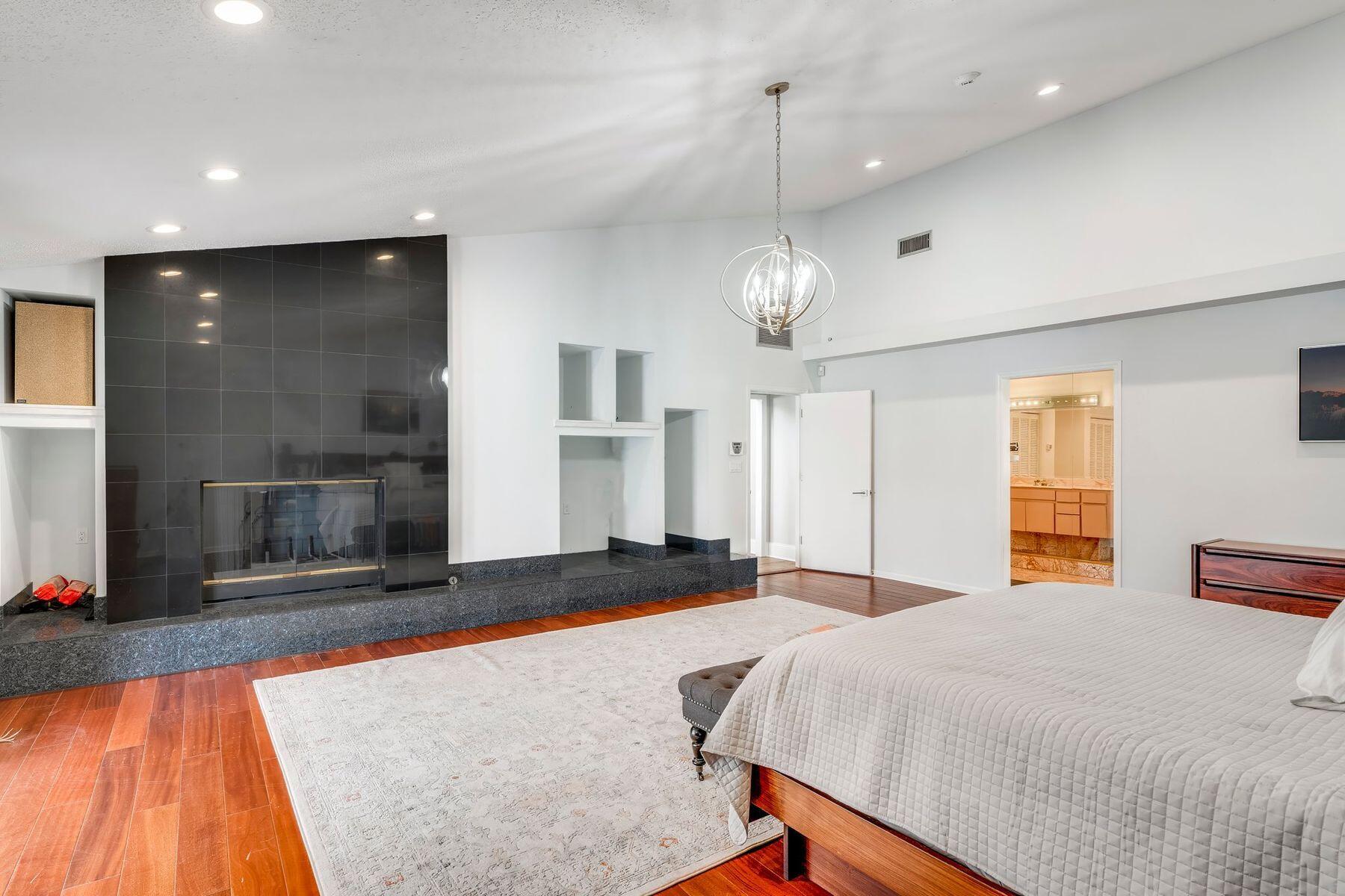 820 Gulf View Drive