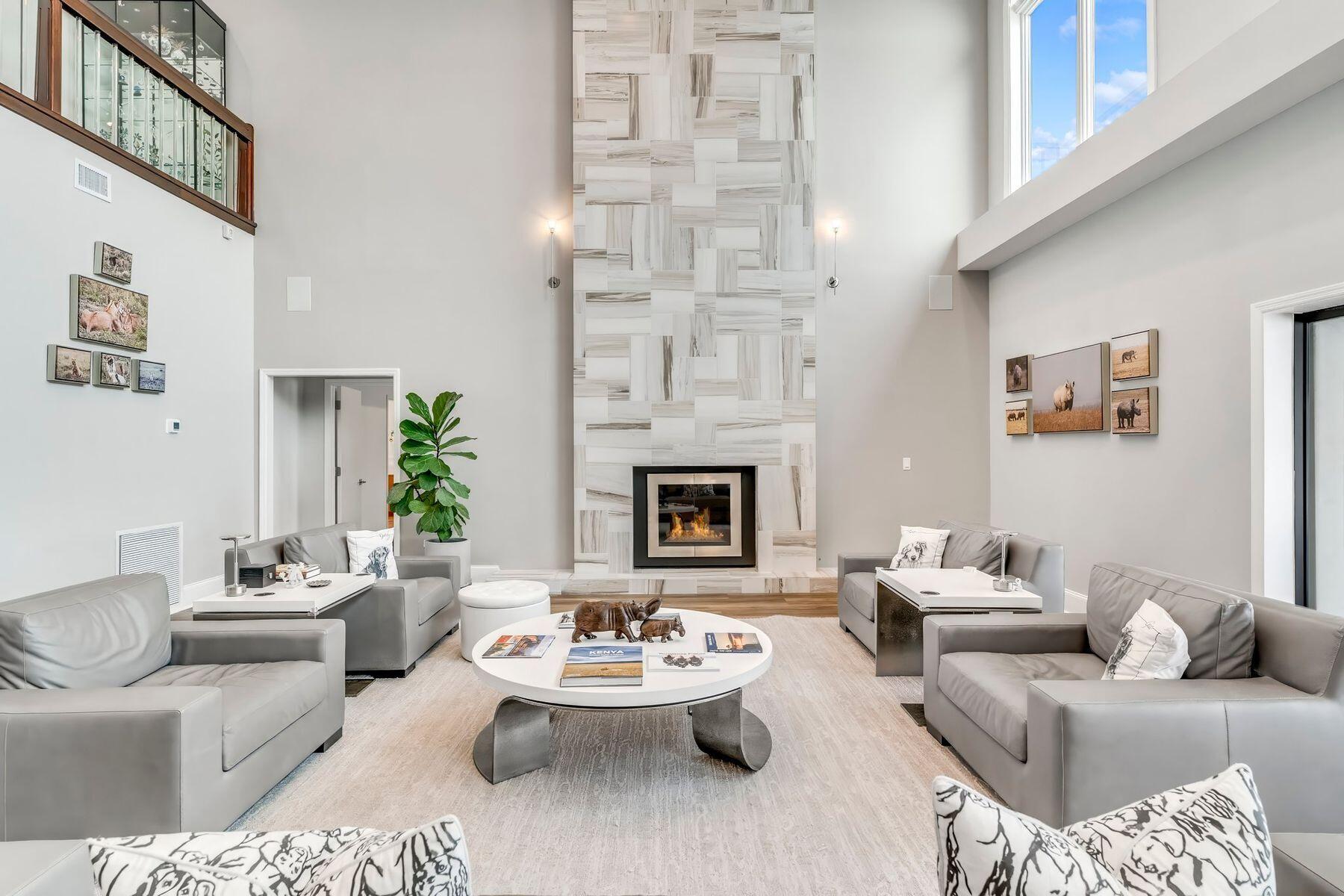 820 Gulf View Drive