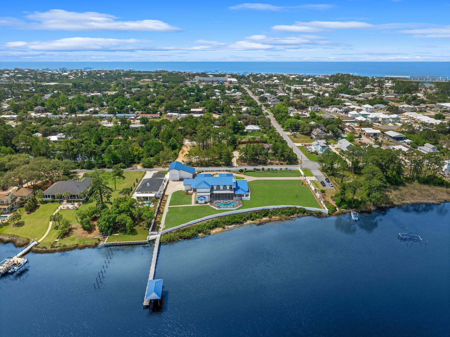 820 Gulf View Drive
