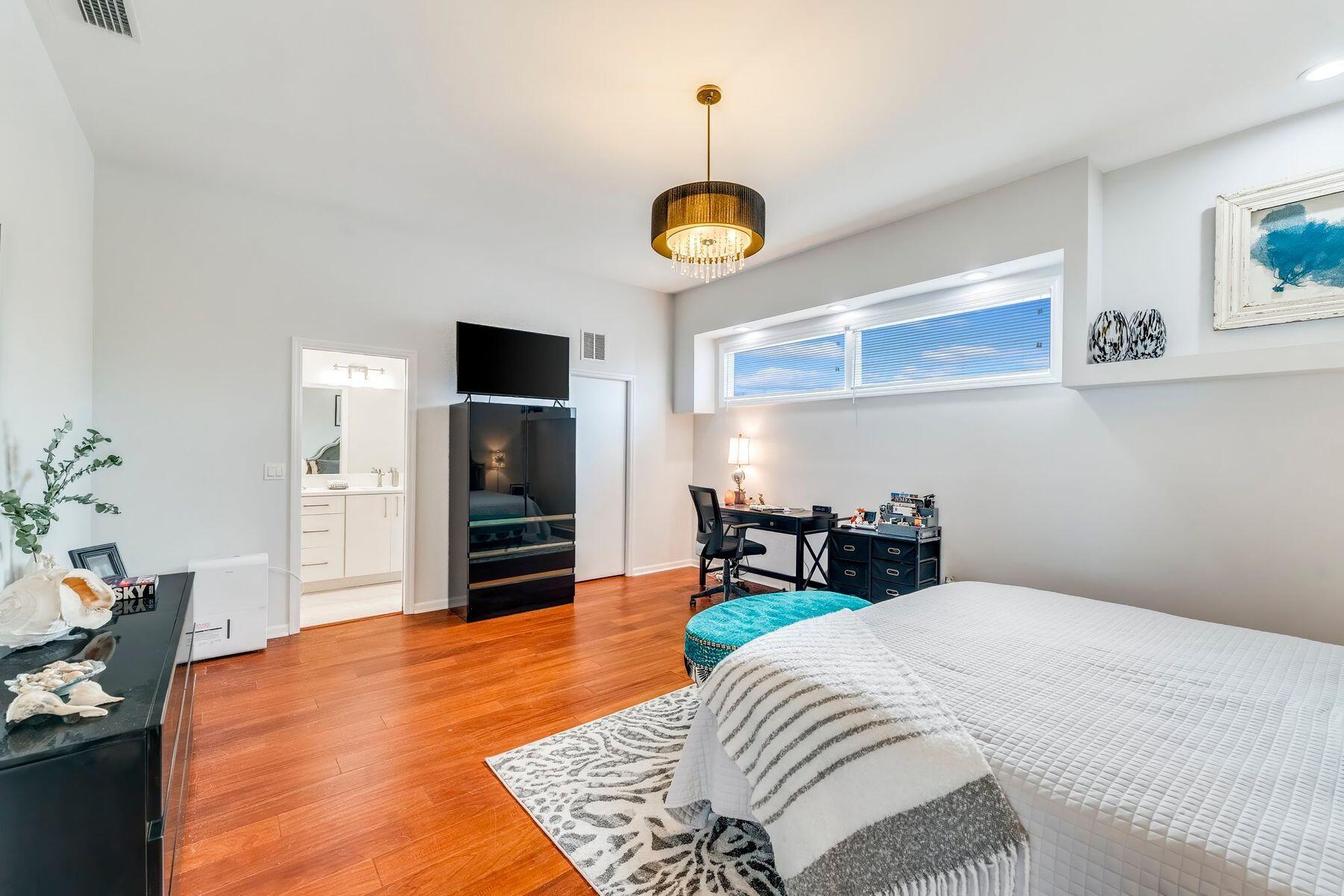 820 Gulf View Drive
