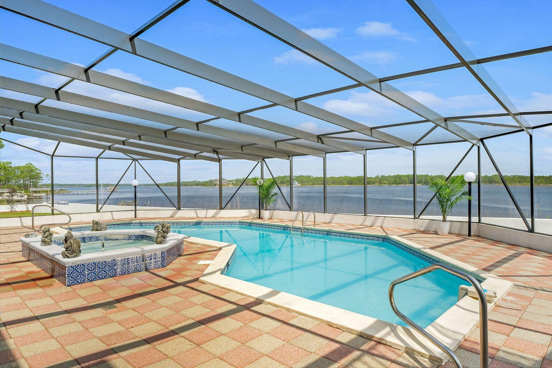 820 Gulf View Drive