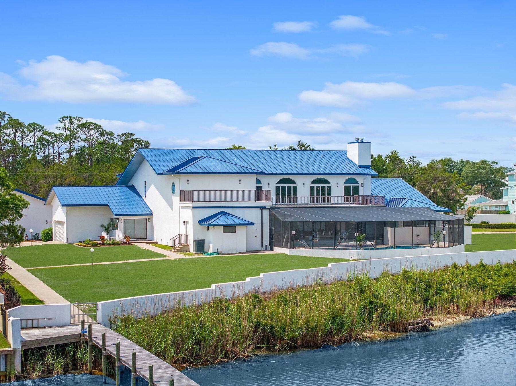 820 Gulf View Drive