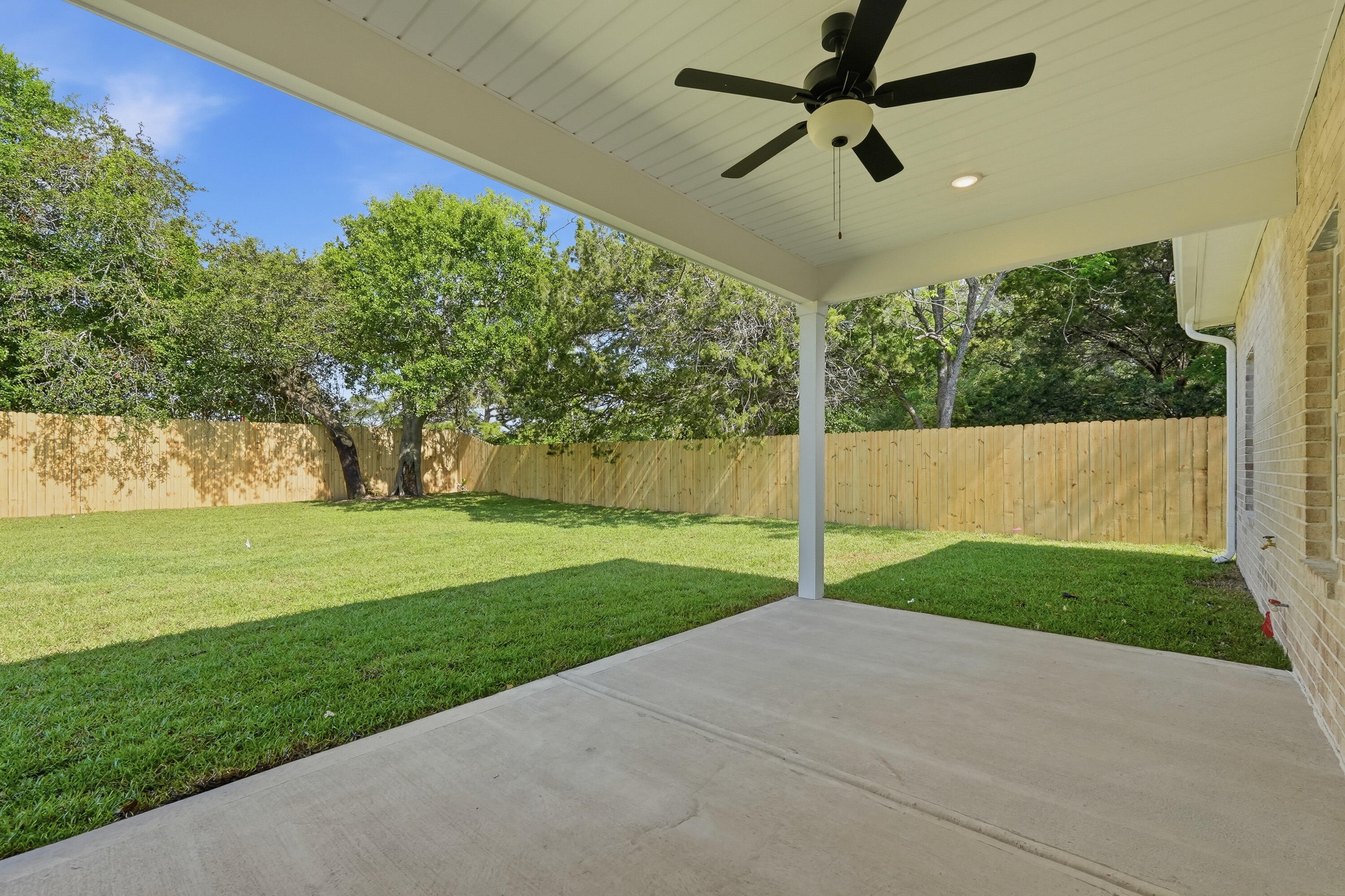 368 SW Coral Drive