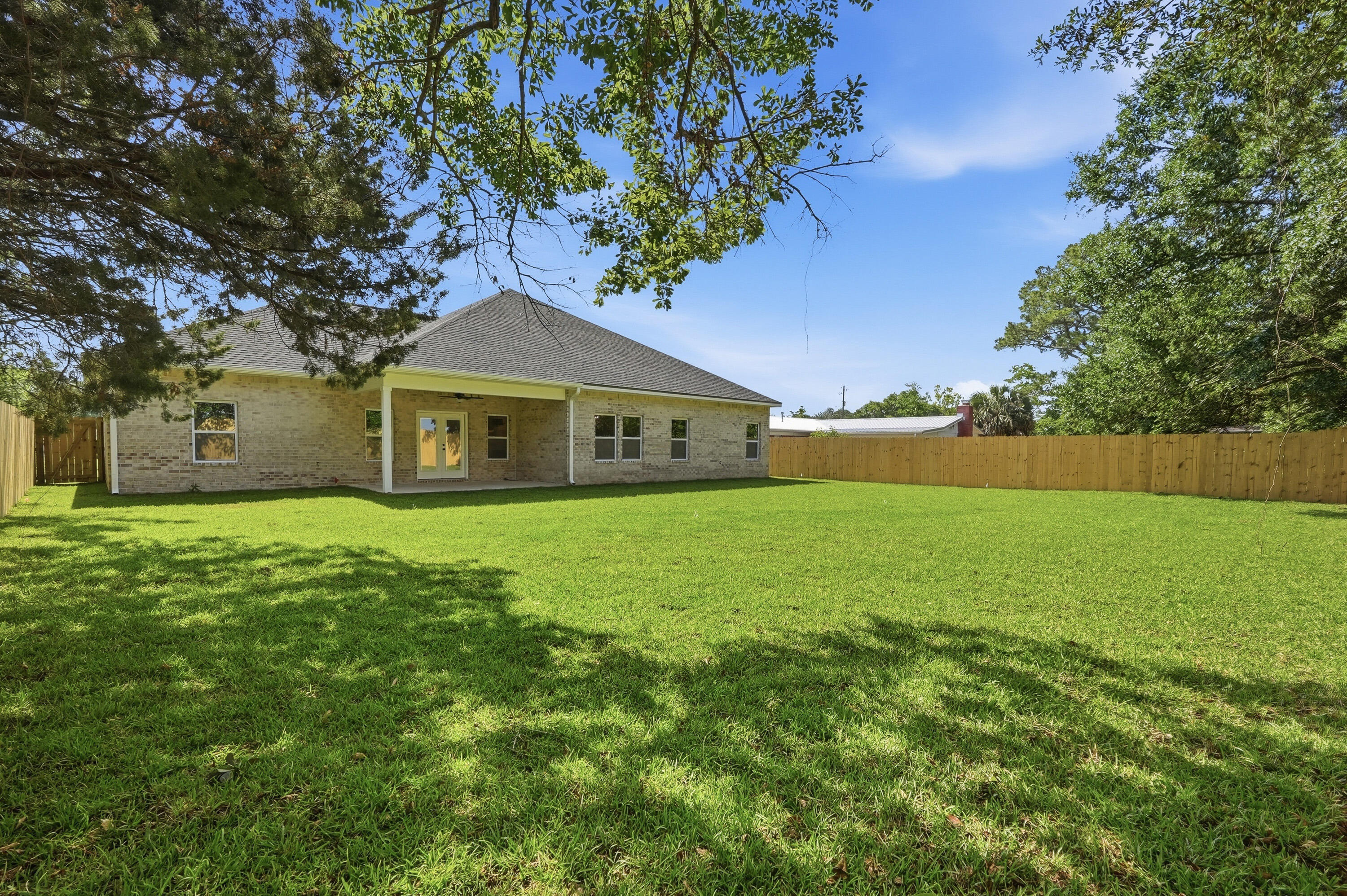 368 SW Coral Drive