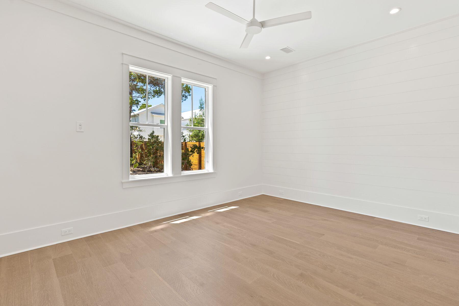 87 W Surfside Drive