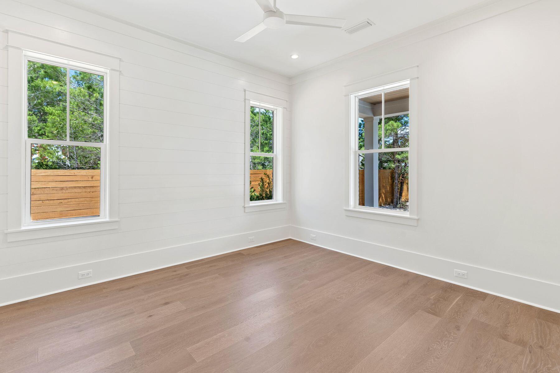 87 W Surfside Drive